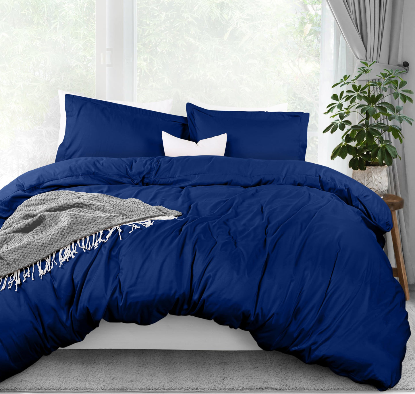 Utopia Bedding Duvet Cover Queen Size - 1 Duvet Cover with 2 Pillow Shams - 3 Pieces Bedding Duvet Cover with Zipper Closure - Soft Brushed Microfiber, 90 X 90 Inches (Queen, Royal Blue)