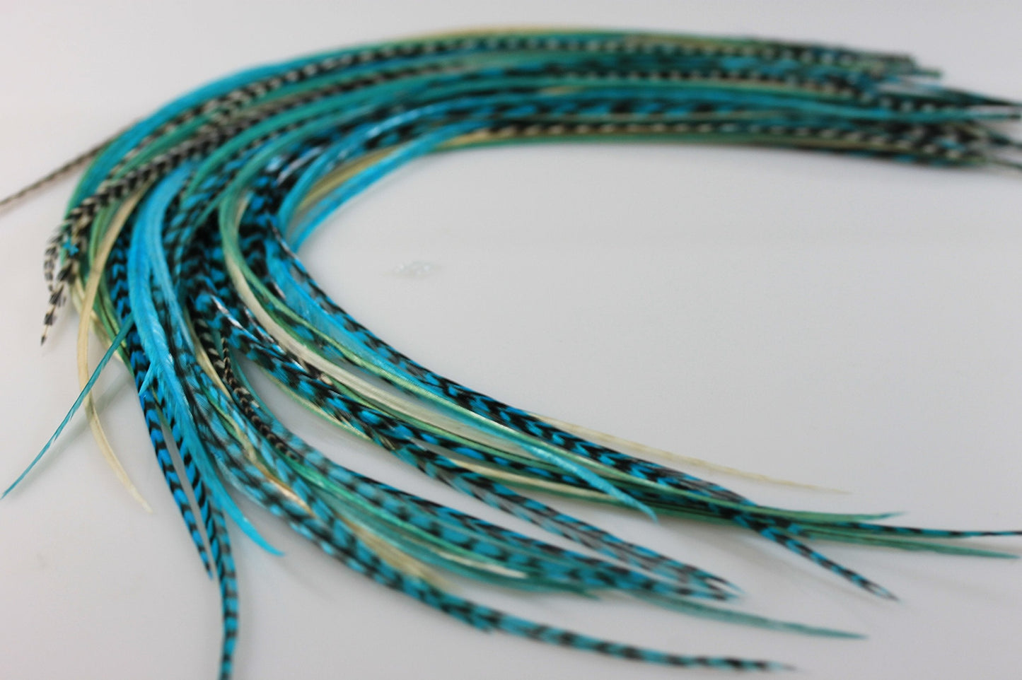 5 Feathers In Total 7"-10" in Length 5 Beautiful Turquoise Mix Feathers Bonded At the Tip for Hair Extension Salon Quality Feathers