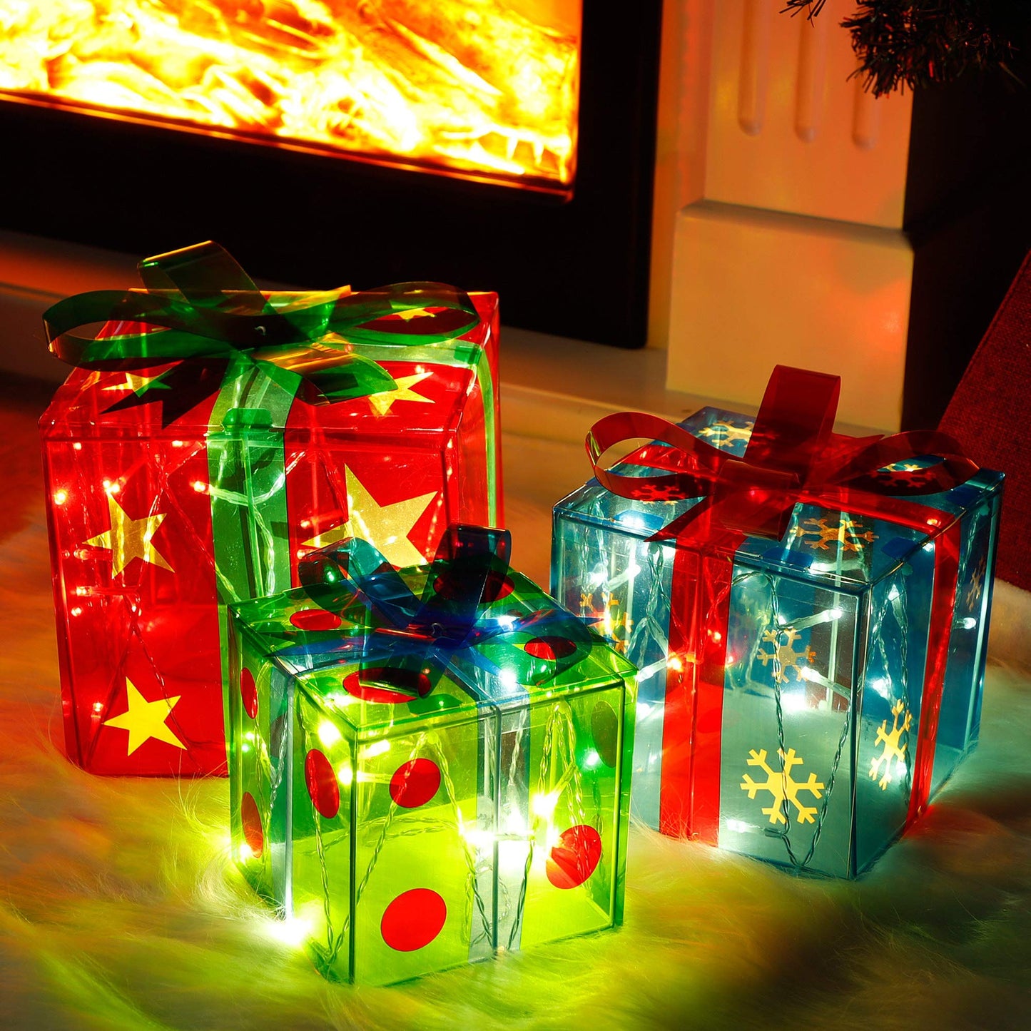 ATDAWN Set of 3 Lighted Gift Boxes Christmas Decorations, Snowflake Star Pre-lit Light Up Present Boxes for Christmas Indoor Home Outdoor Yard Lawn