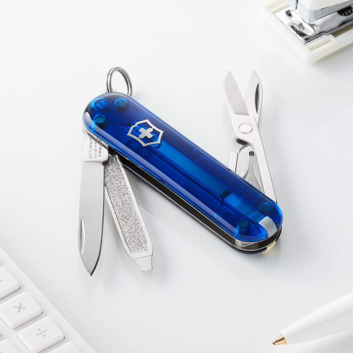 Victorinox Swiss Army Classic SD Pocket Knife (Translucent Sapphire), 58mm