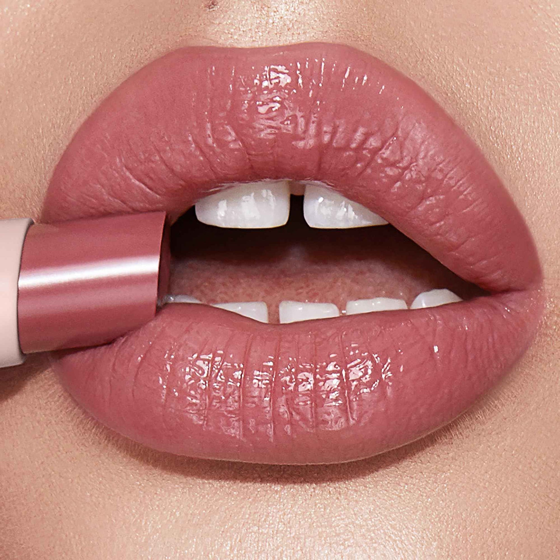 Charlotte Tilbury Hyaluronic Happikiss Lipstick Balm - High-Shine, Hydrating Lipstick Balm with Dewy, Juicy Color - Leaves Lips Fuller-Looking, Plump & Nourished - Pillow Talk