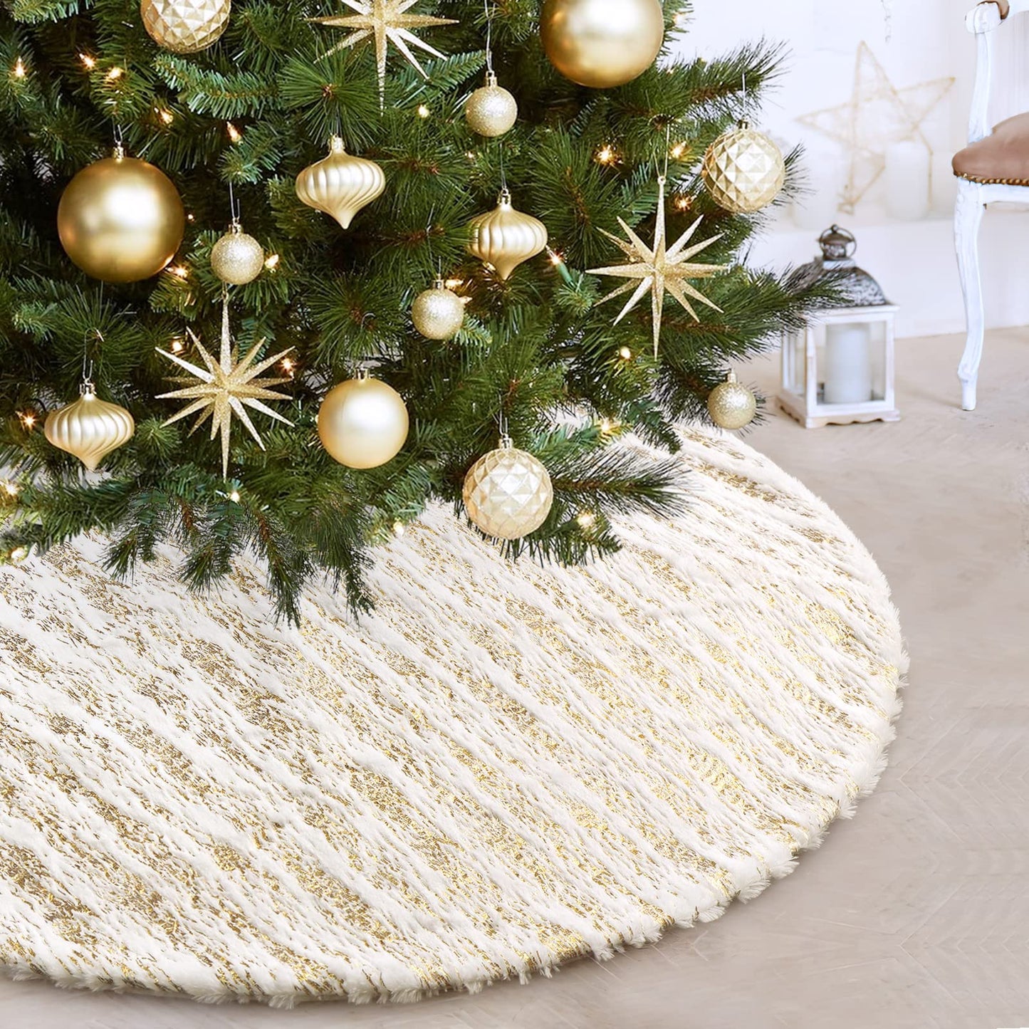 Alynsehom Christmas Tree Skirt, Large White&Gold Bronzing Luxury Faux Fur Tree Skirt Soft Thick Plush Xmas Tree Skirt for Family Holiday Christmas Party Tree Decorations(Gold,48inch/122cm)