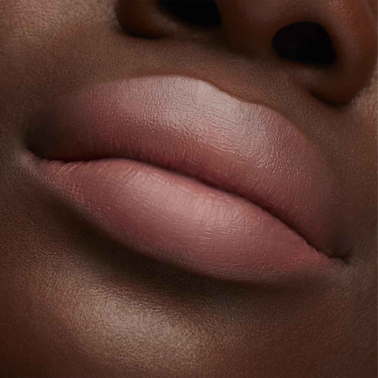 Mac Lustre Lipstick Hug Me