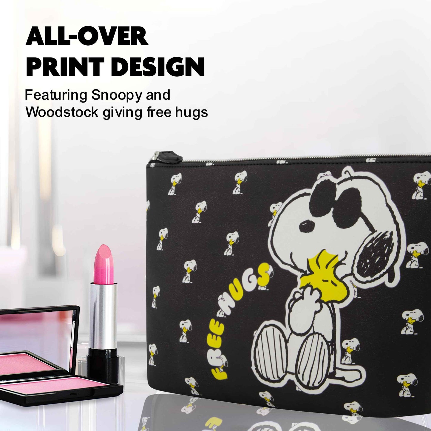 Peanuts Snoopy Women's Makeup Bag, Small Travel Cosmetic Zipper Pouch Organizer, Black