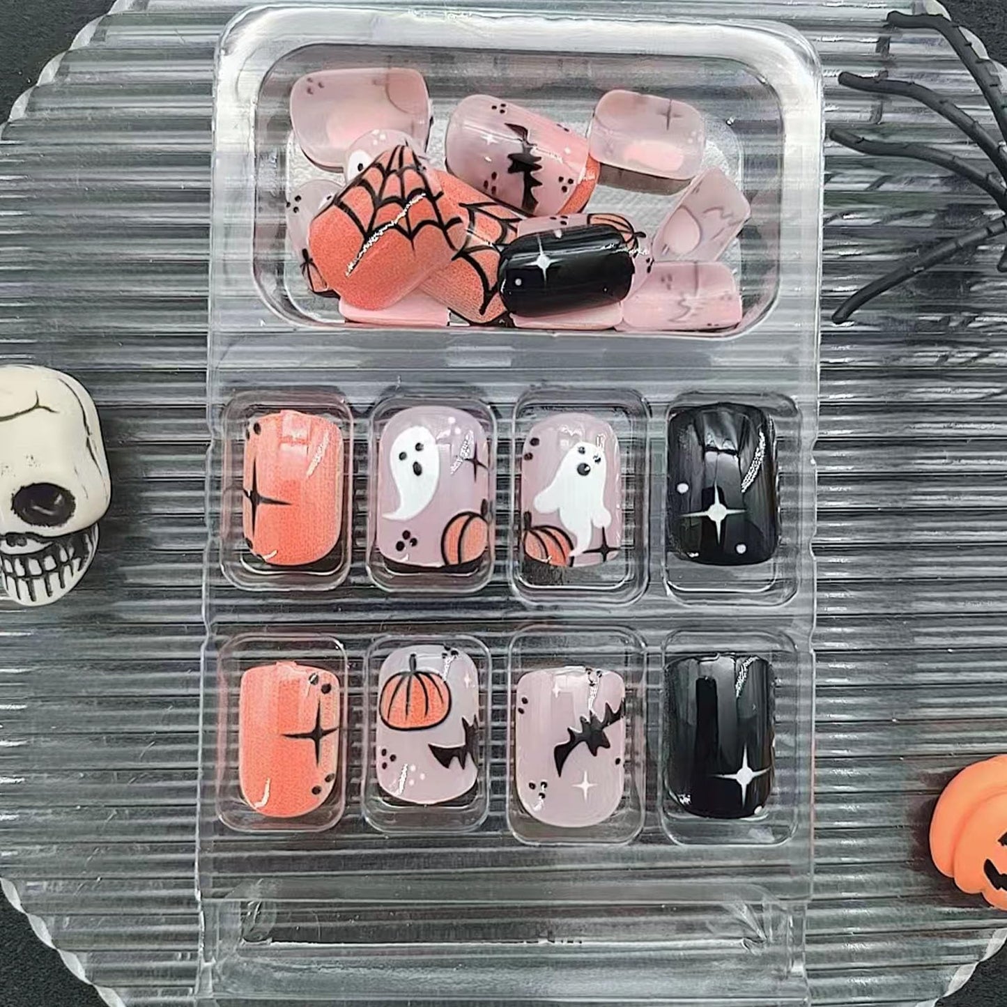 Halloween Press on Nails Short Square Bat Pumpkin Cute Ghost Fake Nails Balck Orange Pink Full Cover Glue on Nails Glossy Acrylic False Nails Press ons for Women 24 Pcs