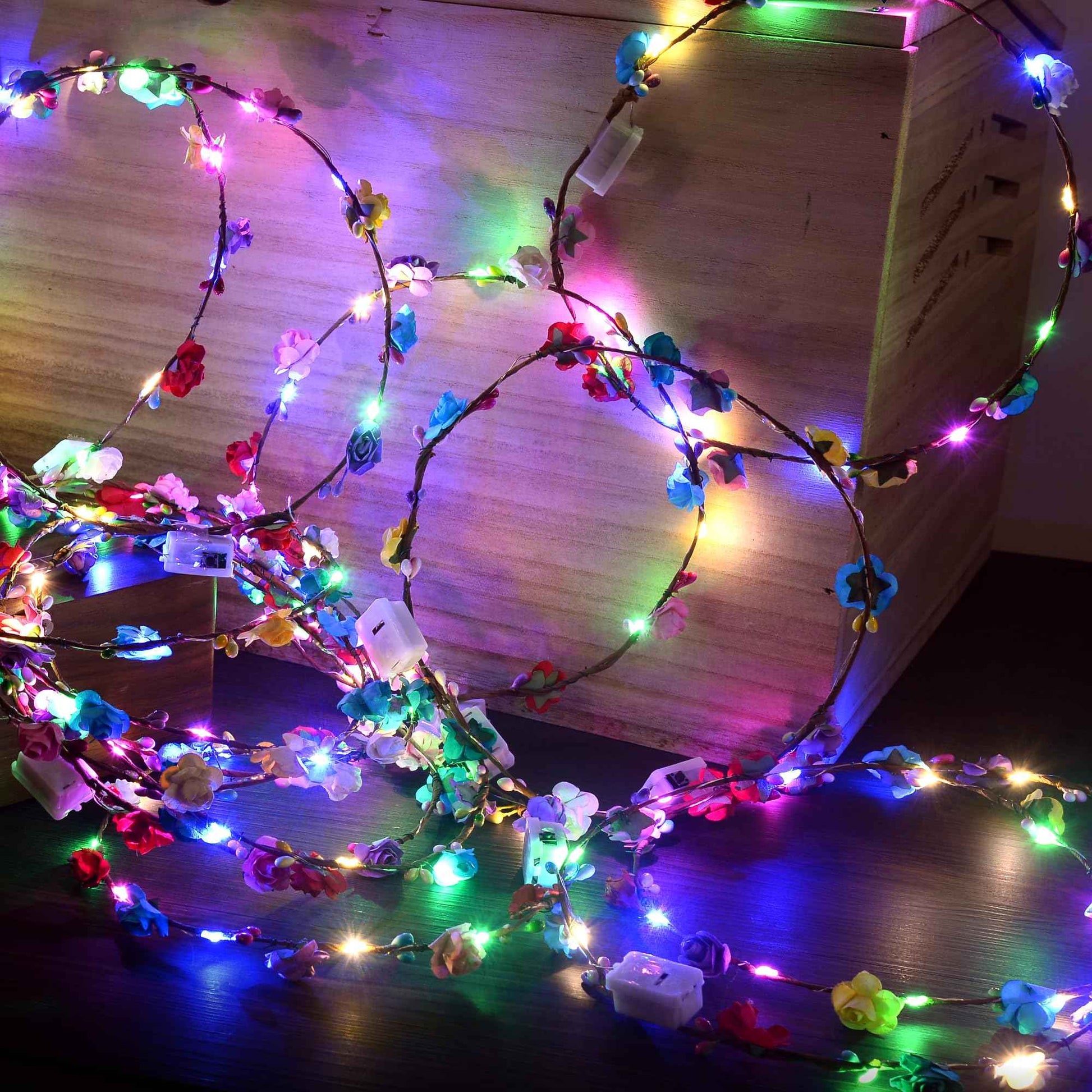 QSJQllo 50 Pcs LED Flower Crowns Headbands,Light up Headbands For Women,Glow in The dark headband wreath,Suitable for birthdays, weddings, Halloween, Christmas, Role-Playing,Beach Parties