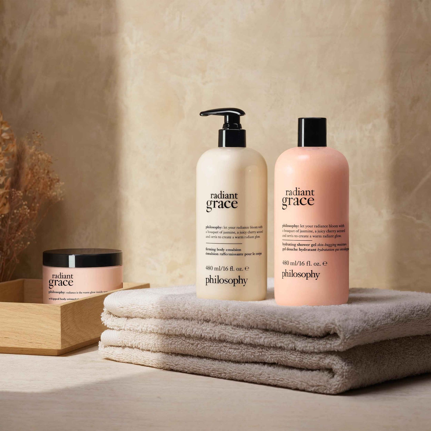 philosophy radiant grace hydrating bath & shower gel- cleanses, soothes & comforts dry skin - with notes of jasmine, black cherry & sandalwood - 16 fl oz