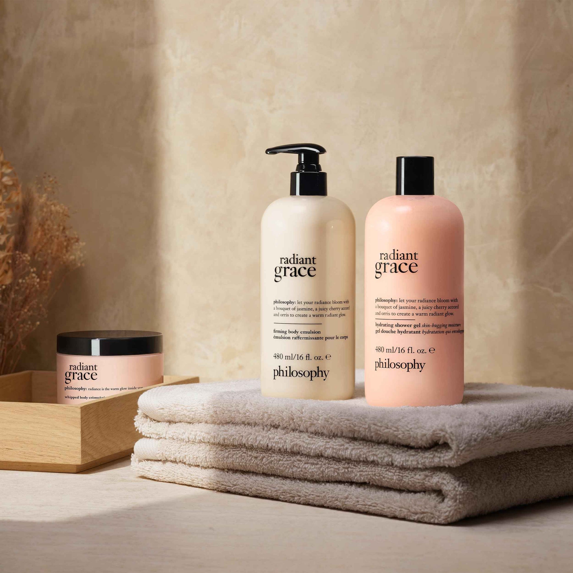 philosophy radiant grace hydrating bath & shower gel- cleanses, soothes & comforts dry skin - with notes of jasmine, black cherry & sandalwood - 16 fl oz