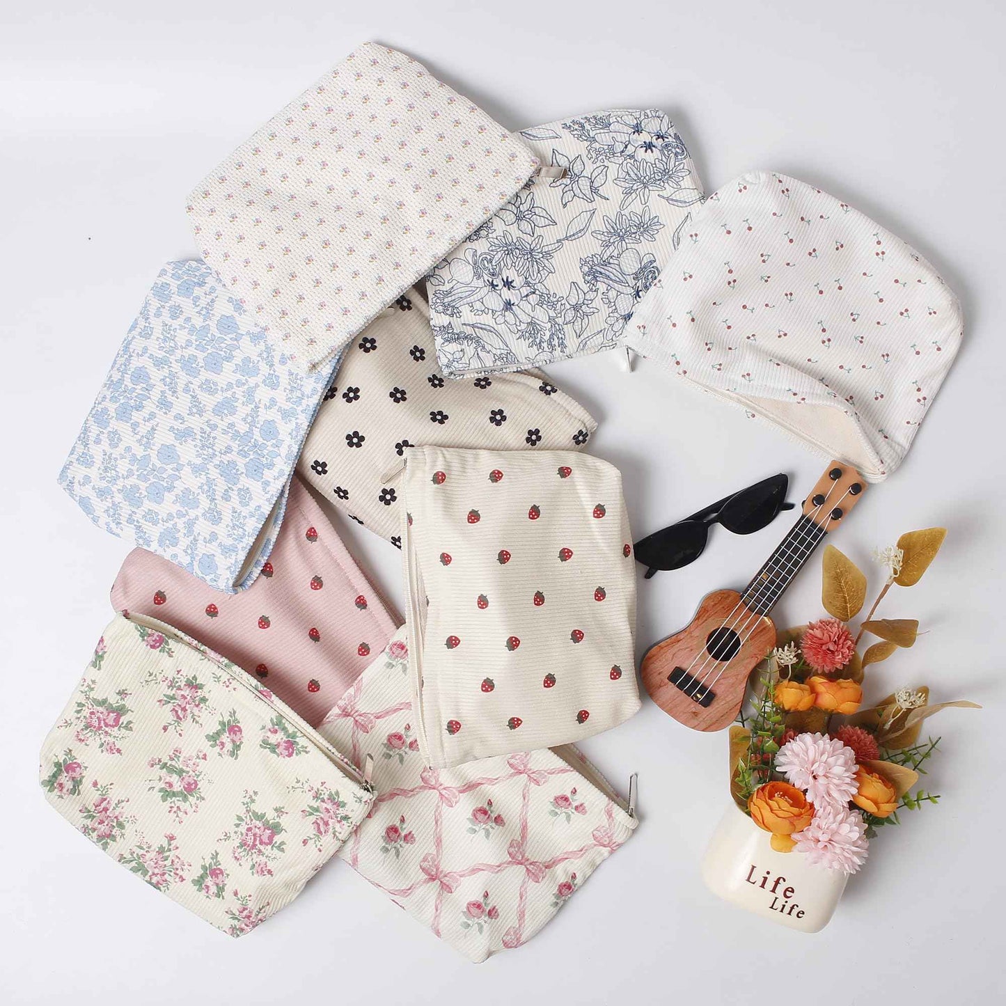 OZAOZ Makeup bag for Women, Flower Cosmetic Bags Zipper Pouch, Large Capacity Corduroy Makeup Bag, Travel Toiletry Bag Organizer for Women and Girls (Flower-F)