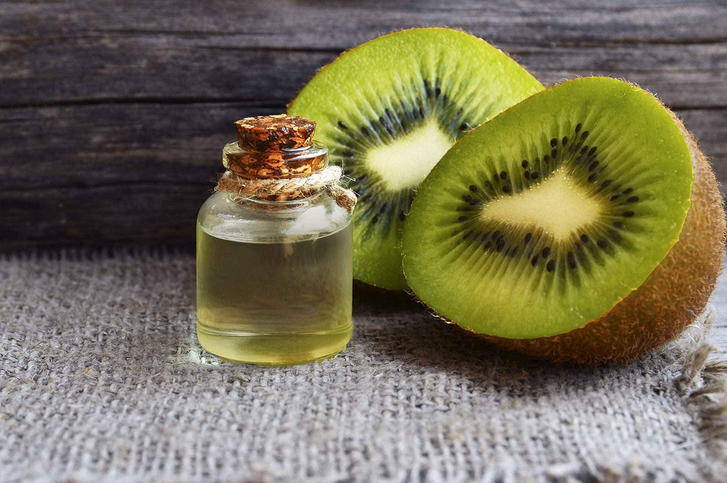 Kiwi Seed Oil - 32 oz - Pure, All Natural, Cold Pressed, Unrefined, Kiwi Oil Perfect for Hair, Skin, Scalp, Body Care Moisturizer