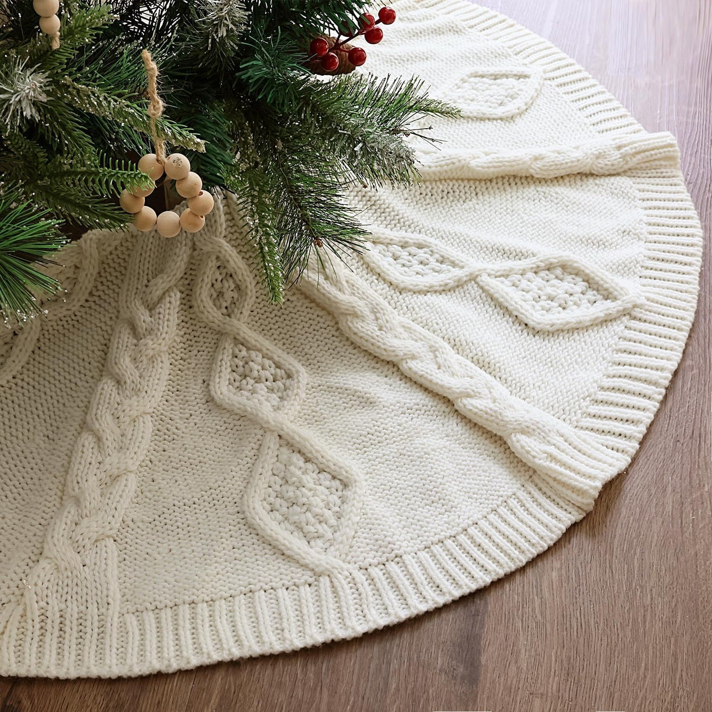 LimBridge Knitted Christmas Tree Skirt: 48 Inches Cream White Tree Skirt, Diamond Braided Cable Knit Thick Rustic Christmas Tree Decorations, Christmas Decor Xmas Holiday Home Party Decorations