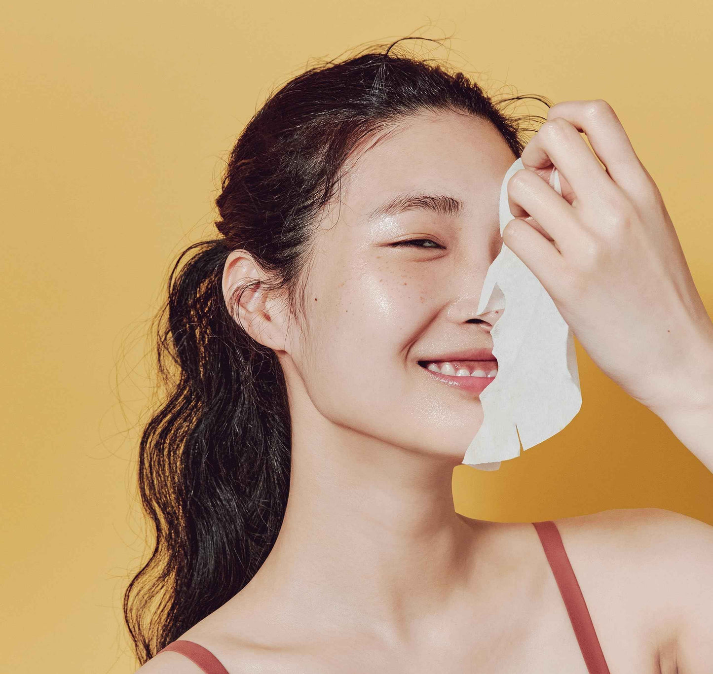 COSRX Propolis Nourishing Sheet Mask 10 EA, Soothing & Plumping Honey Serum, Leave-on Face Mask for Healthy Glow & Deep Moisture, Not Tested on Animals, No Parabens, No Sulfates, Korean Skin Care