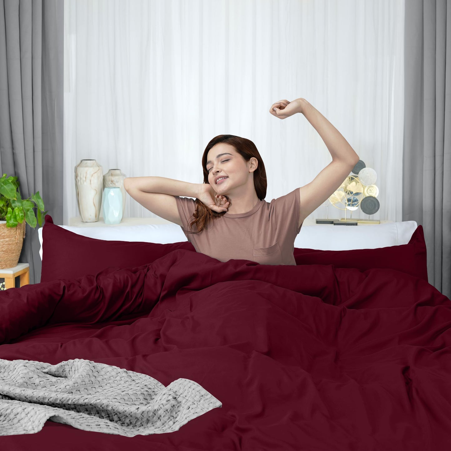 Utopia Bedding Duvet Cover Twin Size - 1 Duvet Cover with 1 Pillow Sham - 2 Piece Bedding Duvet Cover with Zipper Closure - Soft Brushed Microfiber, 68 X 90 Inches (Twin/Twin XL, Burgundy)