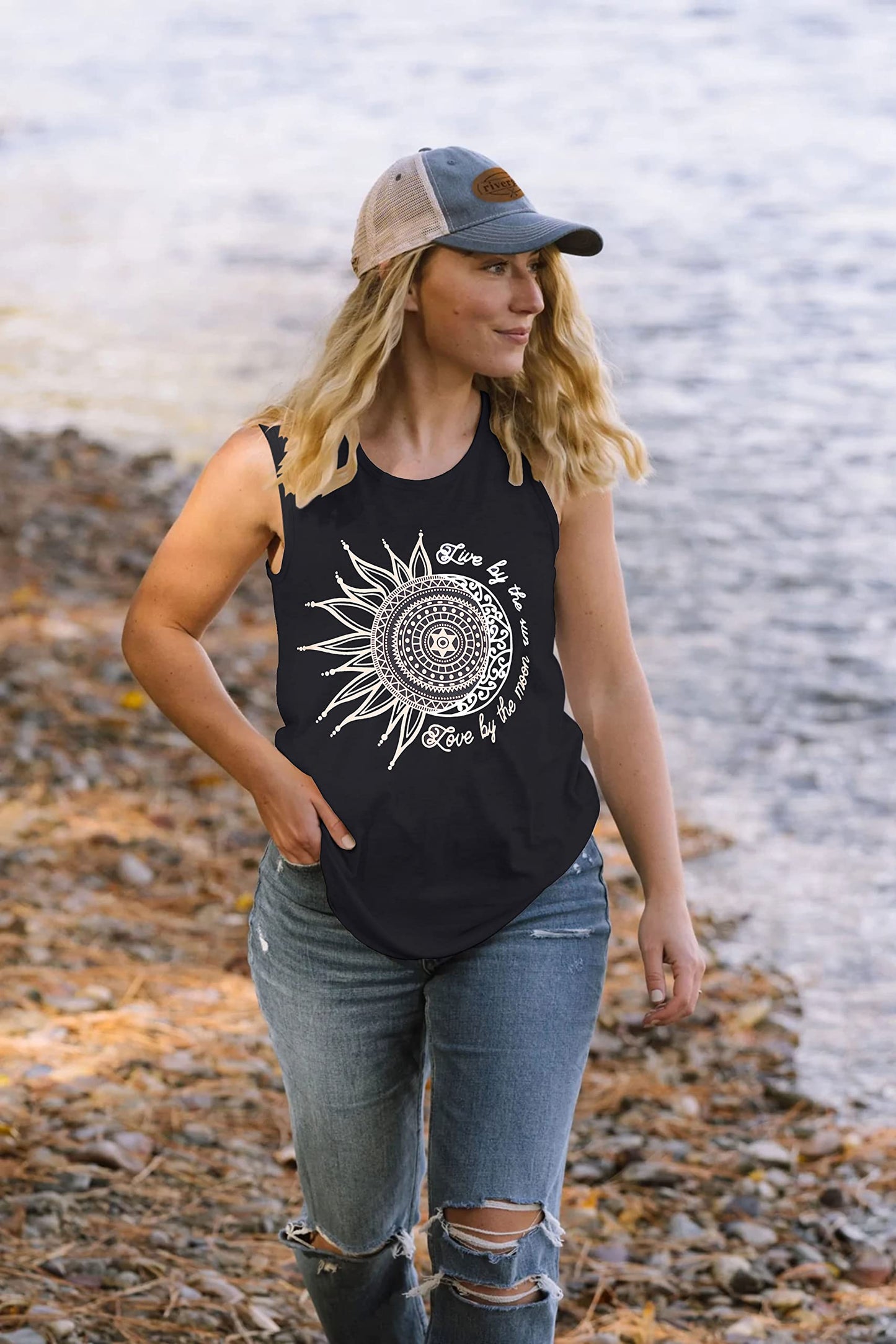 Sun Moon Graphic Tank Tops for Women Summer Sleeveless Tshirts Beach Casual Loose Tunic Blouses(Black, S)