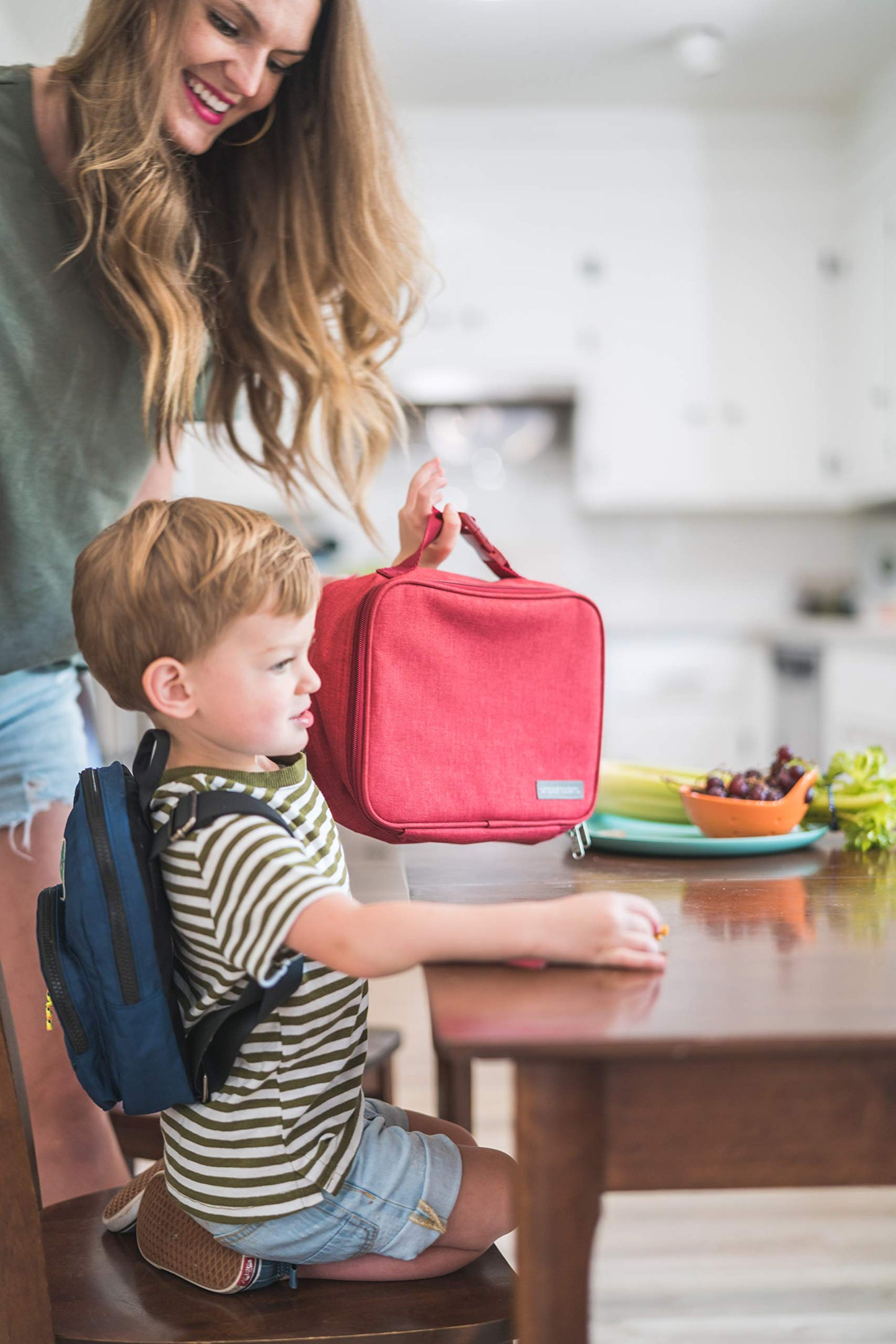 Simple Modern Kids Lunch Box for School | Reusable Insulated Lunch Bag for Toddler, Girl, and Boy | Meal Containers with Exterior & Interior Pockets | Hadley Collection | Shark Bite