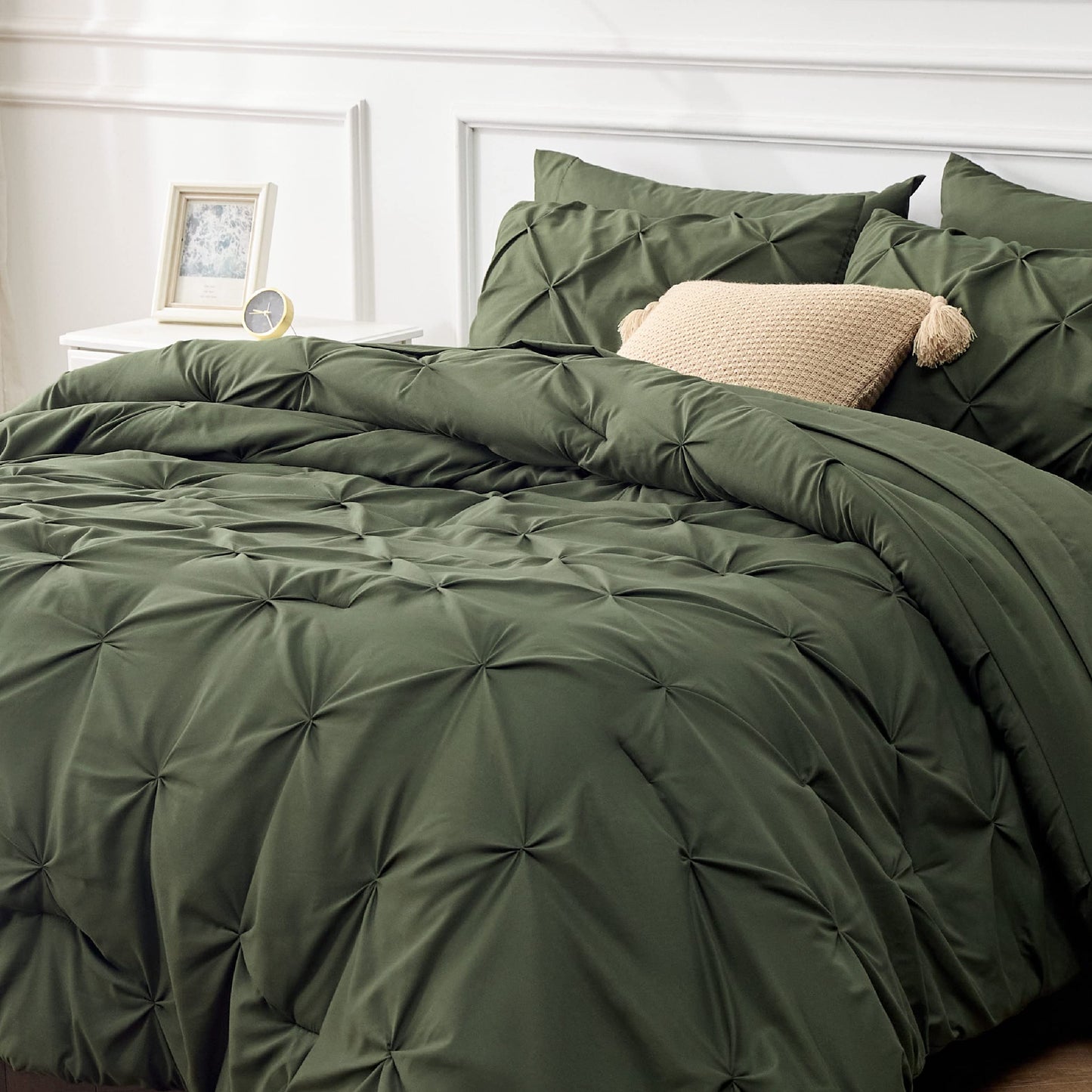 Bedsure Twin Comforter Set with Sheets - 5 Pieces Twin Bedding Sets, Pinch Pleat Olive Green Twin Bed in a Bag with Comforter, Sheets, Pillowcase & Sham