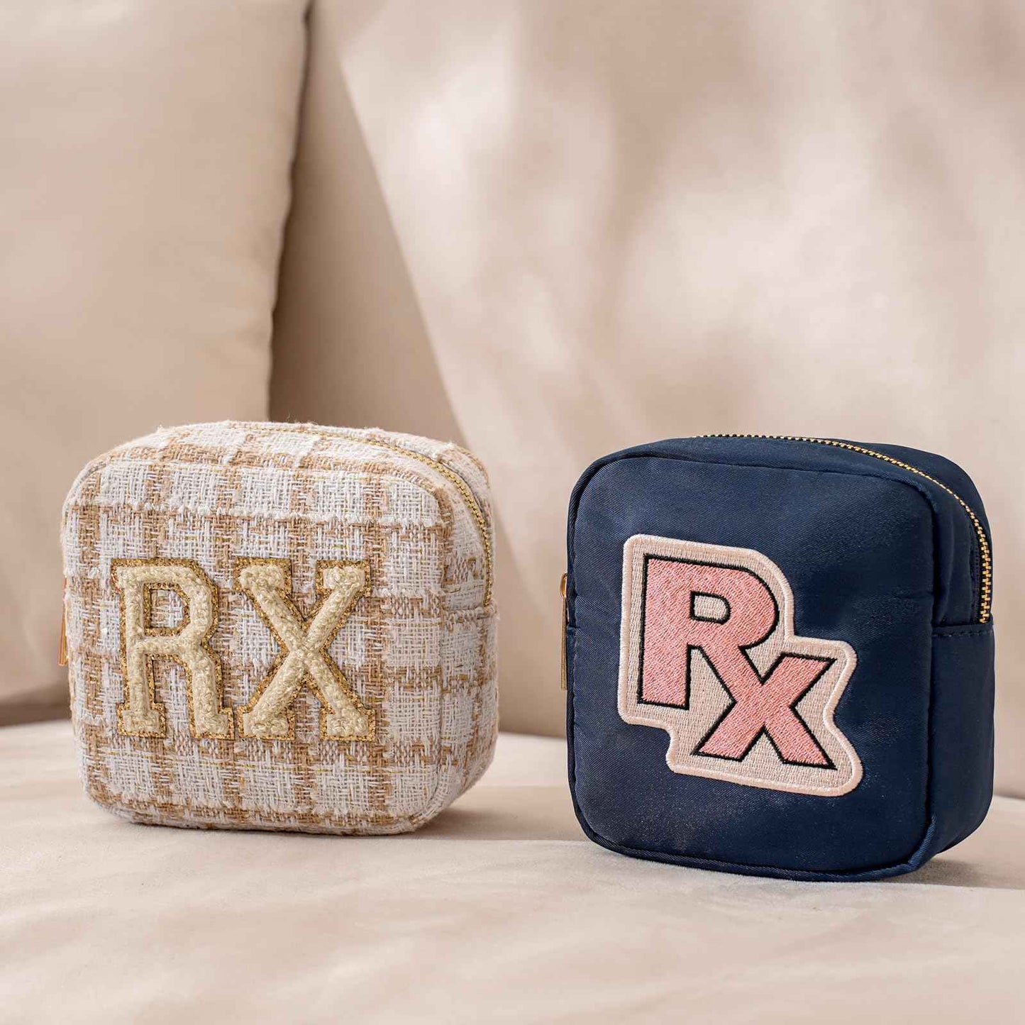 RSRSLEII Small Medicine Bag for Travel, Personalized RX Chenille Letters Checkered Pouch for Women and Girls, Cute Meds Drug Makeup Bags with Zipper (01Beige Checkered)