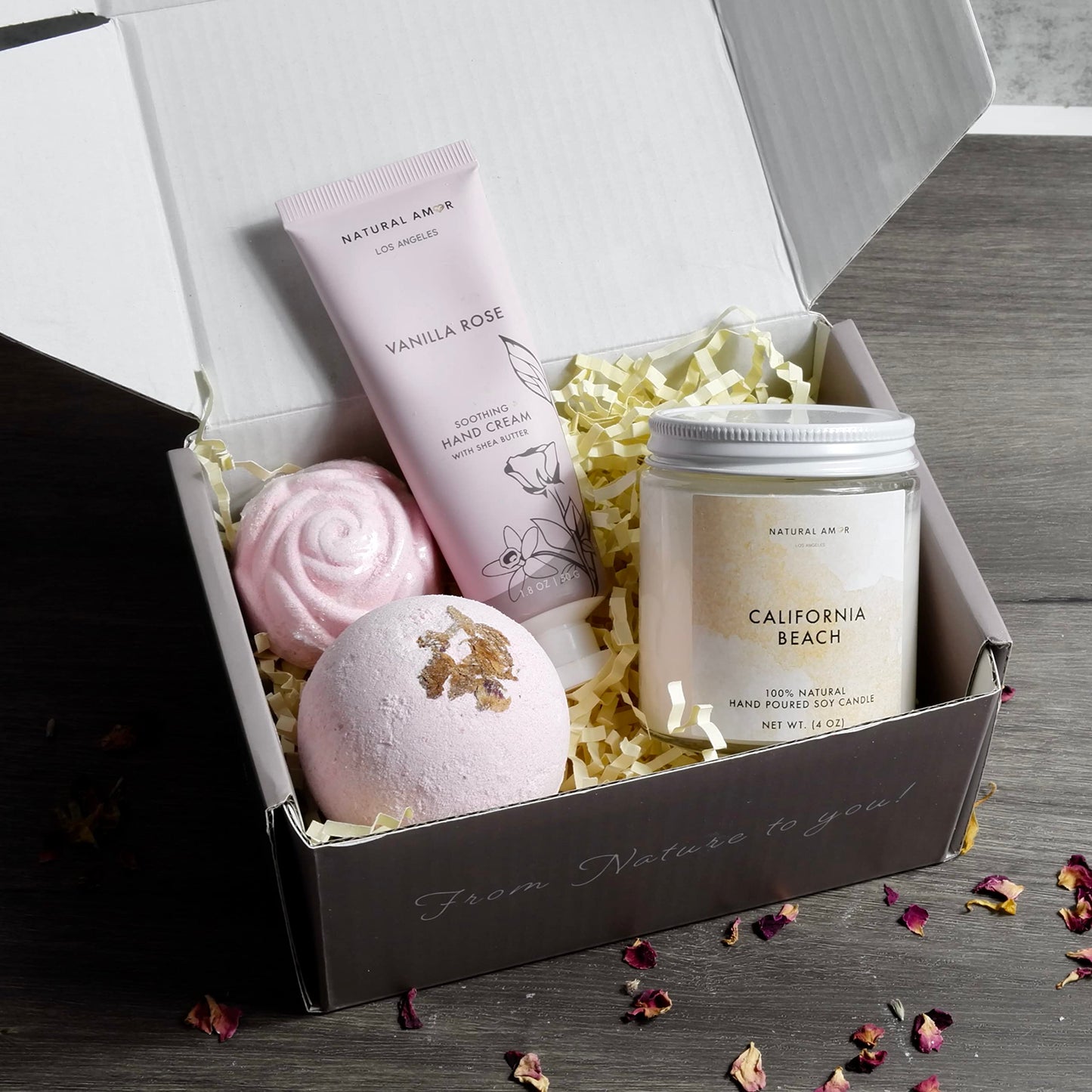 Natural Amor-Relaxation Spa Gift Set for Women- 4pcs gift box including candle, hand cream, bath bomb