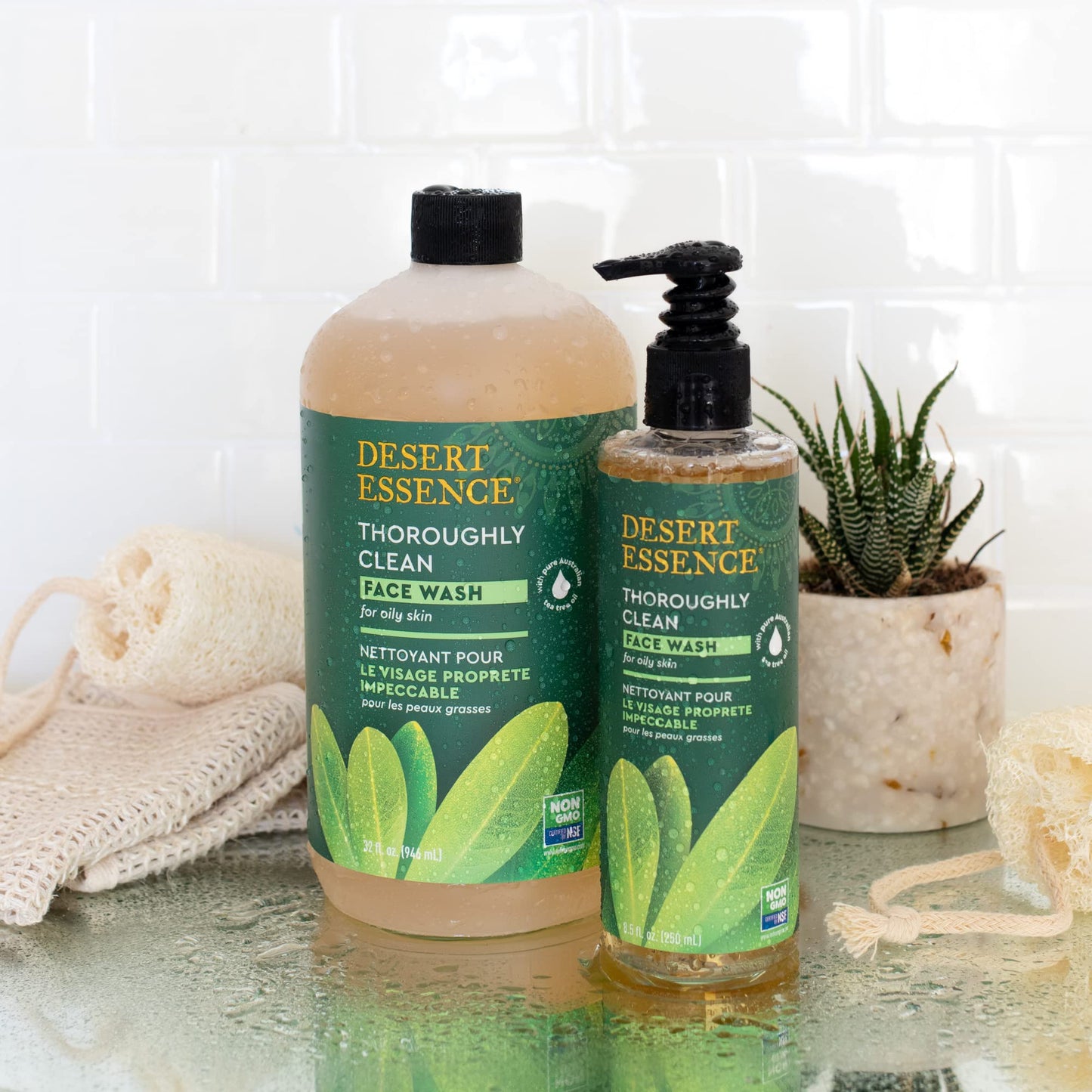 Desert Essence Thoroughly Clean Face Wash - Original - 8.5 Fl Oz - Pack of 2 - Tea Tree Oil - For Soft Radiant Skin - Gentle Cleanser - Extracts Of Goldenseal, Awapuhi, & Chamomile Essential Oils