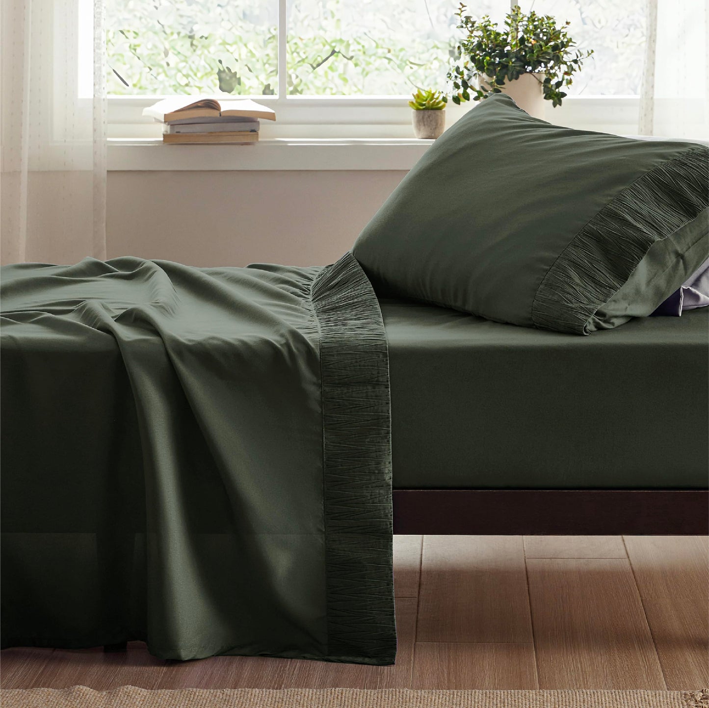 Bedsure Twin Sheets Set - Soft Twin Bed Sheets, 3 Pieces Hotel Luxury Olive Green Sheets Twin, Easy Care Polyester Microfiber Cooling Bed Sheet Set