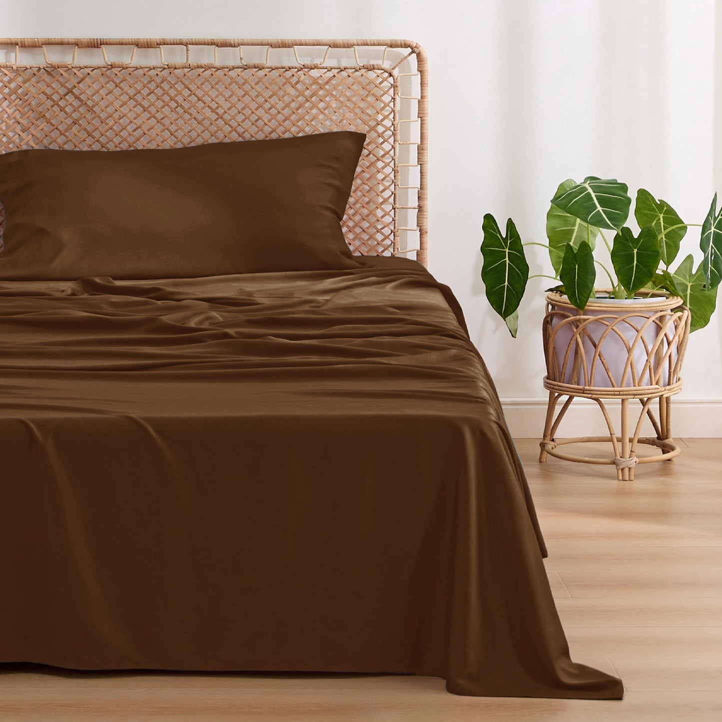 Bedsure Twin Sheets Set, Cooling Sheets Twin Size Bed Set, Rayon Derived from Bamboo, Twin Size Sheets, Breathable & Soft Bed Sheets, Hotel Luxury Silky Bedding Sheets & Pillowcases, Brown