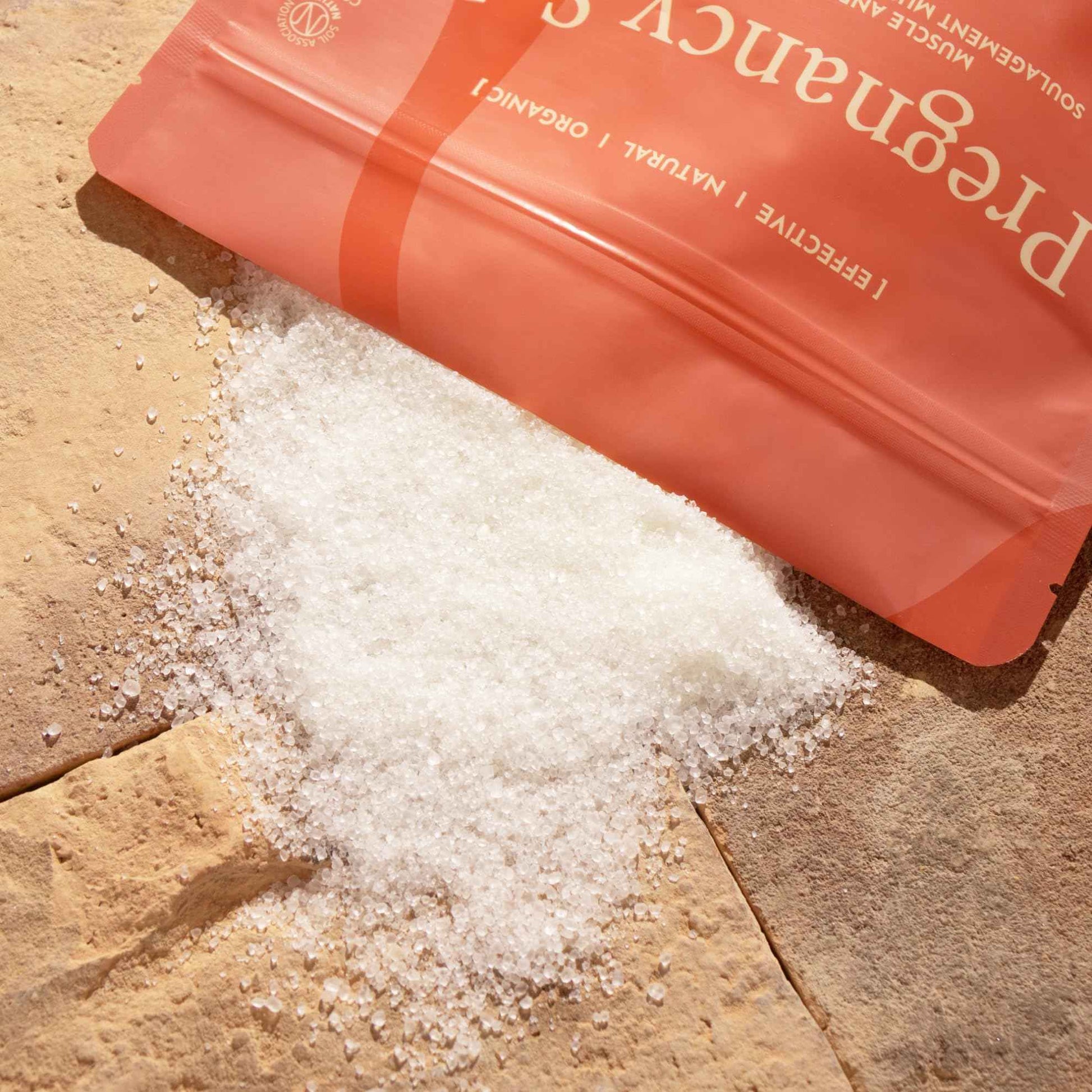 WholyMe Pregnancy Bath Salts - Epsom Salt for mothers-to-be. Eases muscular tension & irritated skin. Promotes skin elasticity (anti-stretch marks). Ideal for prenatal relaxation & restful sleep - 1kg