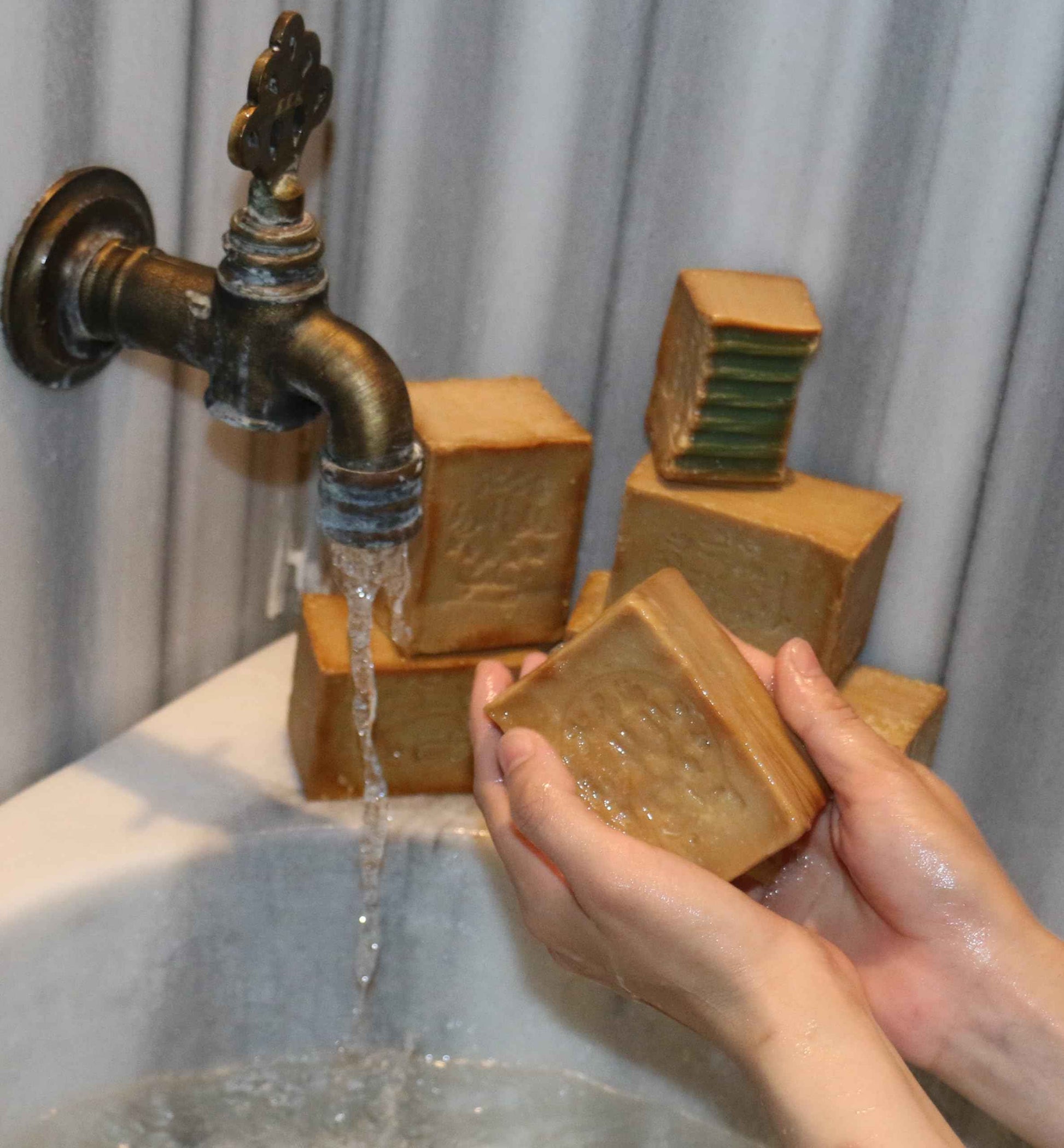 JUSIZA - Aleppo Soap (4 Pack - 7 oz each)%20 Laurel Oil,%80 Olive Oil, Traditional Production, Natural - Vegan – Handmade