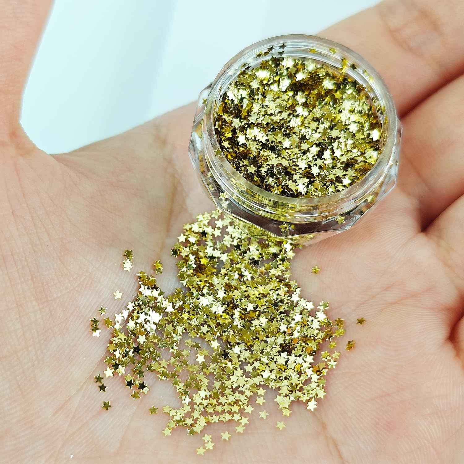 6 Colors Star Nail Glitter for Nails, Shuflame 1mm Holographic Heart Glitter para Uñas Nail Art Sequins for Craft, Epoxy Resin, Chunky Nail Glitter for Body Makeup and Manicure