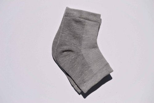 Dry Cracked Heel Repair Intensive Treatment Foot Spa Kit With Skin Moisturizing Feet Cream With 2 Pair Silicone Moistu