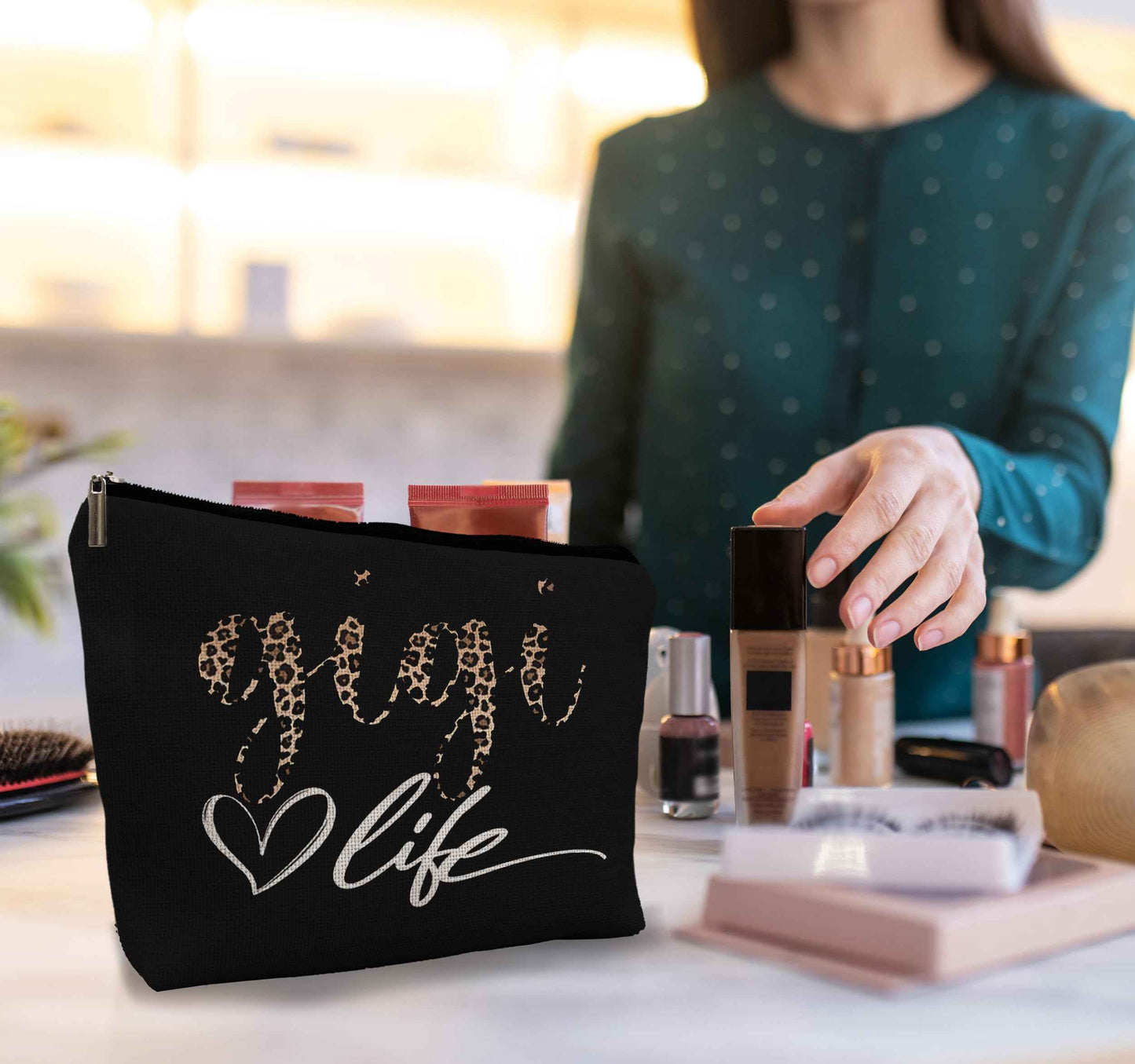 uinwk Gigi Makeup Bag,Gigi Cosmetic Bag,Gigi Gifts For Grandma Gigi,Grandma Gifts From Granddaughter,Grandson