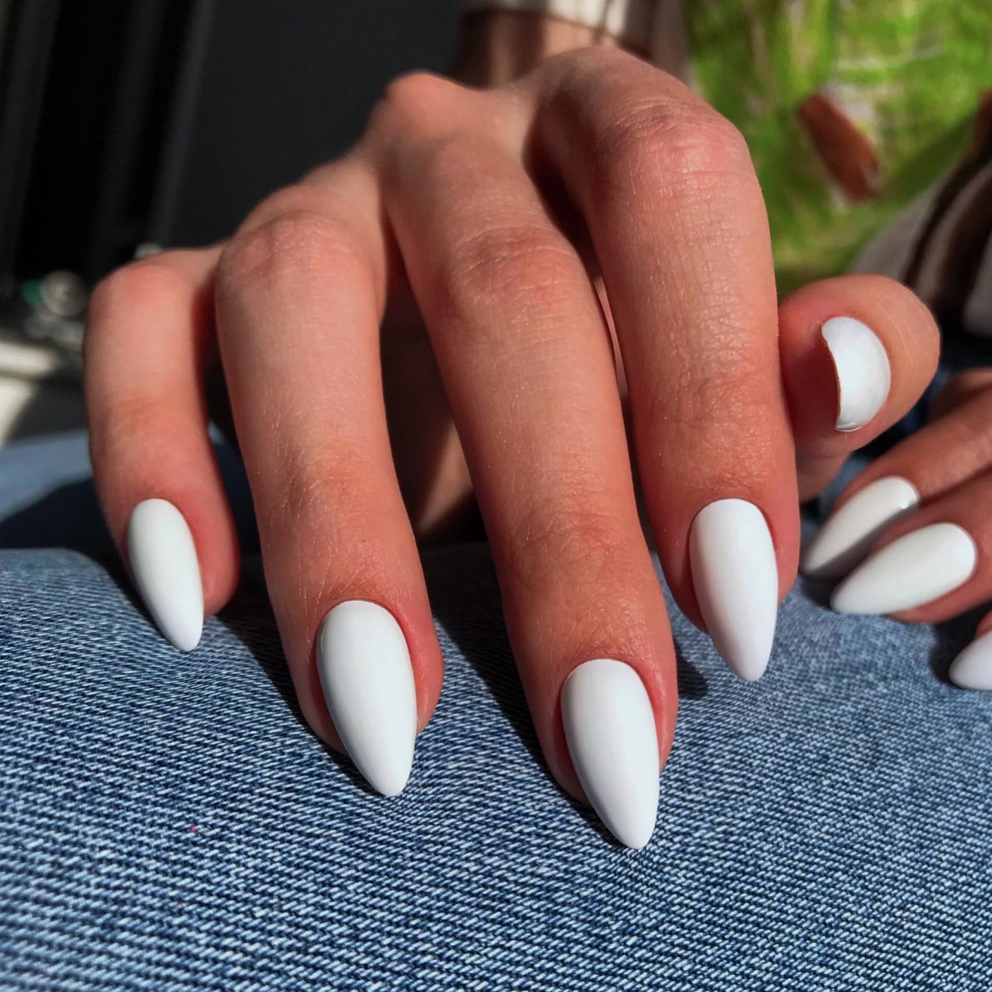 Matte White Press on Nails Almond Nails,Xcreando Matte Fake Nails Glue on Nails Medium Length Nails,Spring Summer Acrylic Nails Press ons Nails,Gel Nails Matte False Nails Stick on Nails Set in 24 PCS