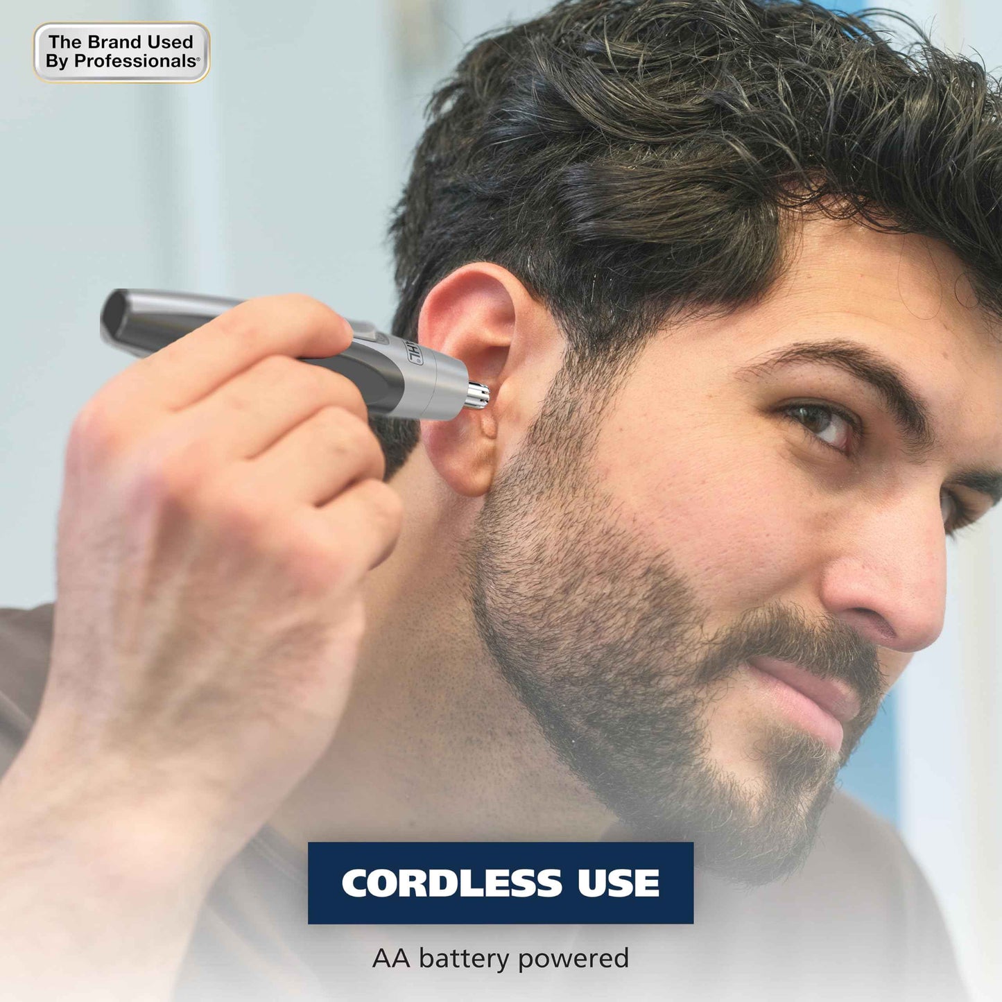 Wahl Clipper Battery Operated, Precision Ear and Nose Hair Trimmer for Men, Hygienic Nose Trimmer with Rinseable Blade for Easy Cleaning, Perfect for Travel – Model 3026462