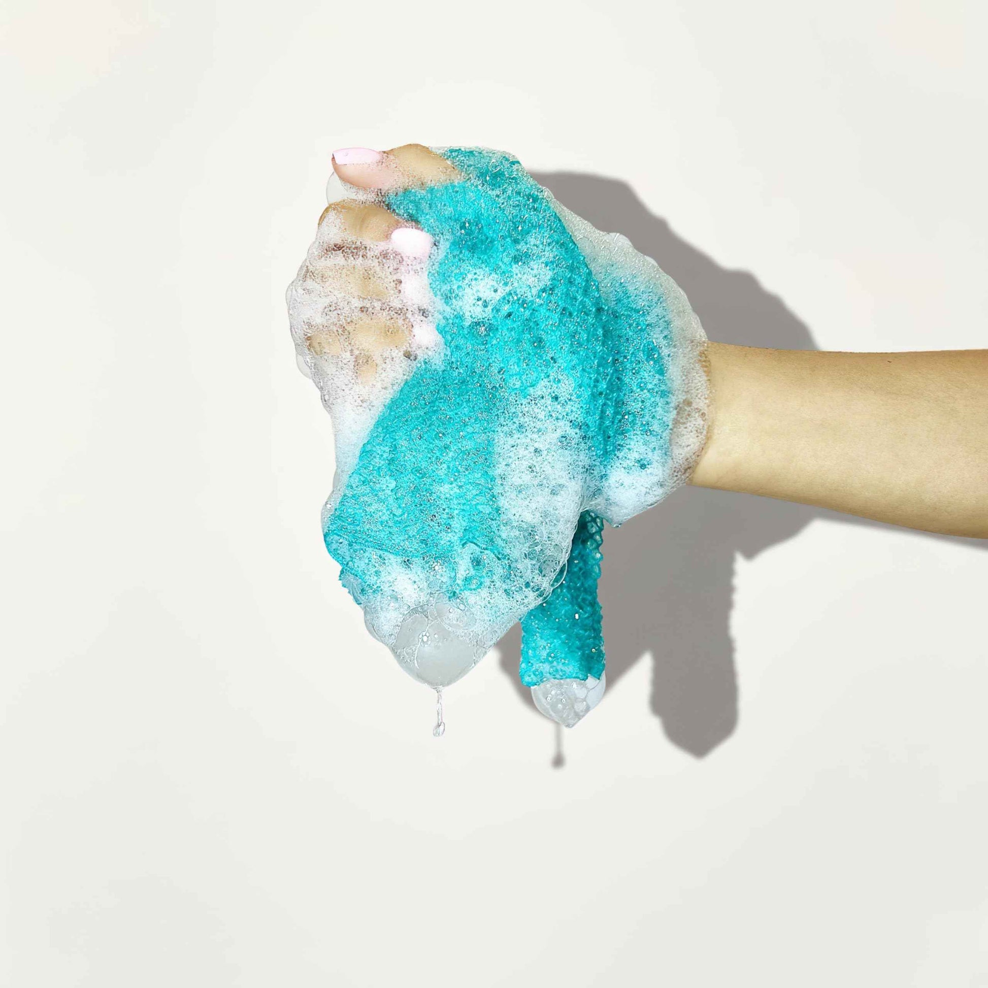 African Net Sponge Authentic 3 Pack, Body Scrubber Exfoliating Bath Sponge for Face and Body, Quick Drying Mesh Body Scrub for All Skin Types, Durable and Travel Friendly (Dark Blue, Blue, Turquoise)