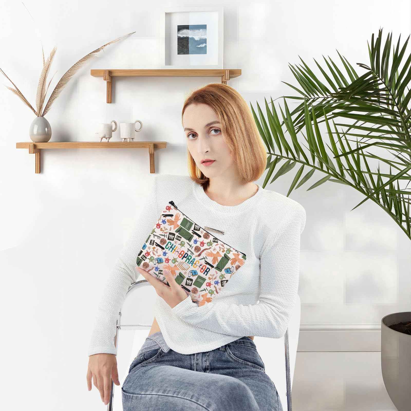 WZMPA Chiropractor Cosmetic Bag - Chiropractic Assistant Gifts Makeup Zipper Pouch for Merchandise