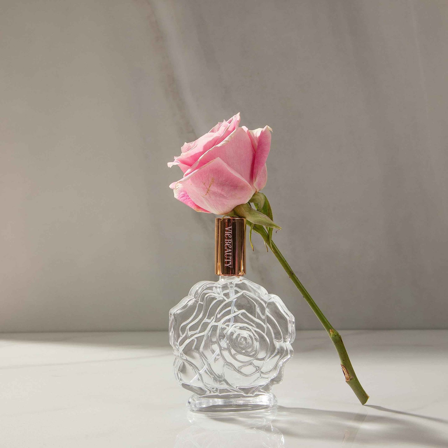 Vie Beauty 30ROSES Hydrating Rose Water Facial Mist For All Skin Types 85mL