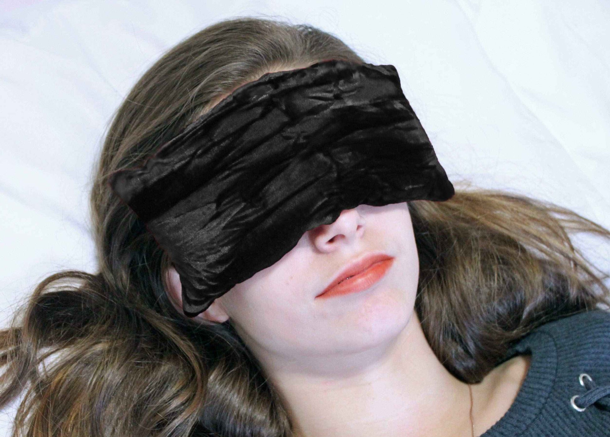 Candi Andi Handmade Luxe Serenity Eye Pillow - All-Natural Flaxseed - Unscented – Weighted Eye Mask for Yoga, Meditation, Hot & Cold Therapy - Black Magic - TEP-BM