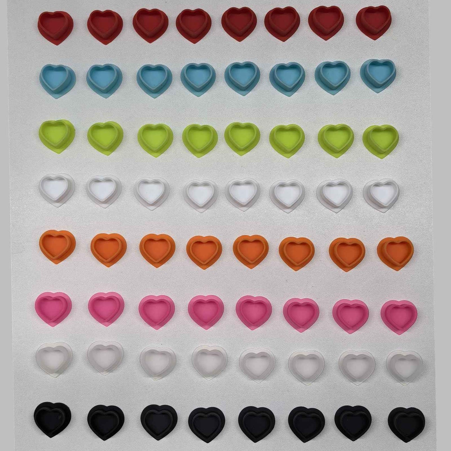 Tattoo Ink Caps with Stable Base | 80-Pack Disposable Heart-Shaped Design | Soft Silicone Tattoo Pigment Cups for Professional Tattoo Artists & Studios (8 Color Set)