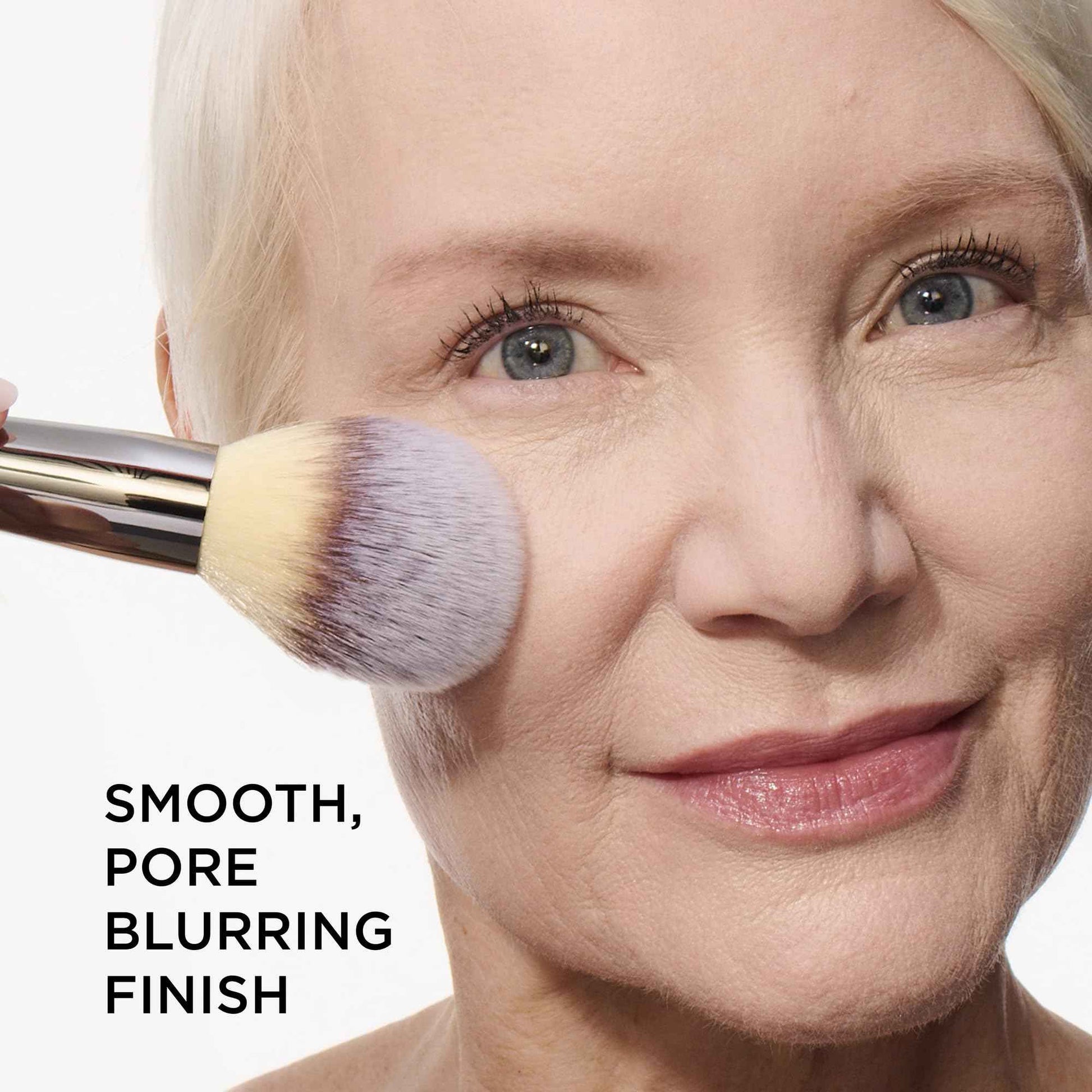 IT Cosmetics Heavenly Luxe Wand Ball Powder Brush #8 - For Face Powder Foundation - Poreless, Flawless Application - Soft Bristles