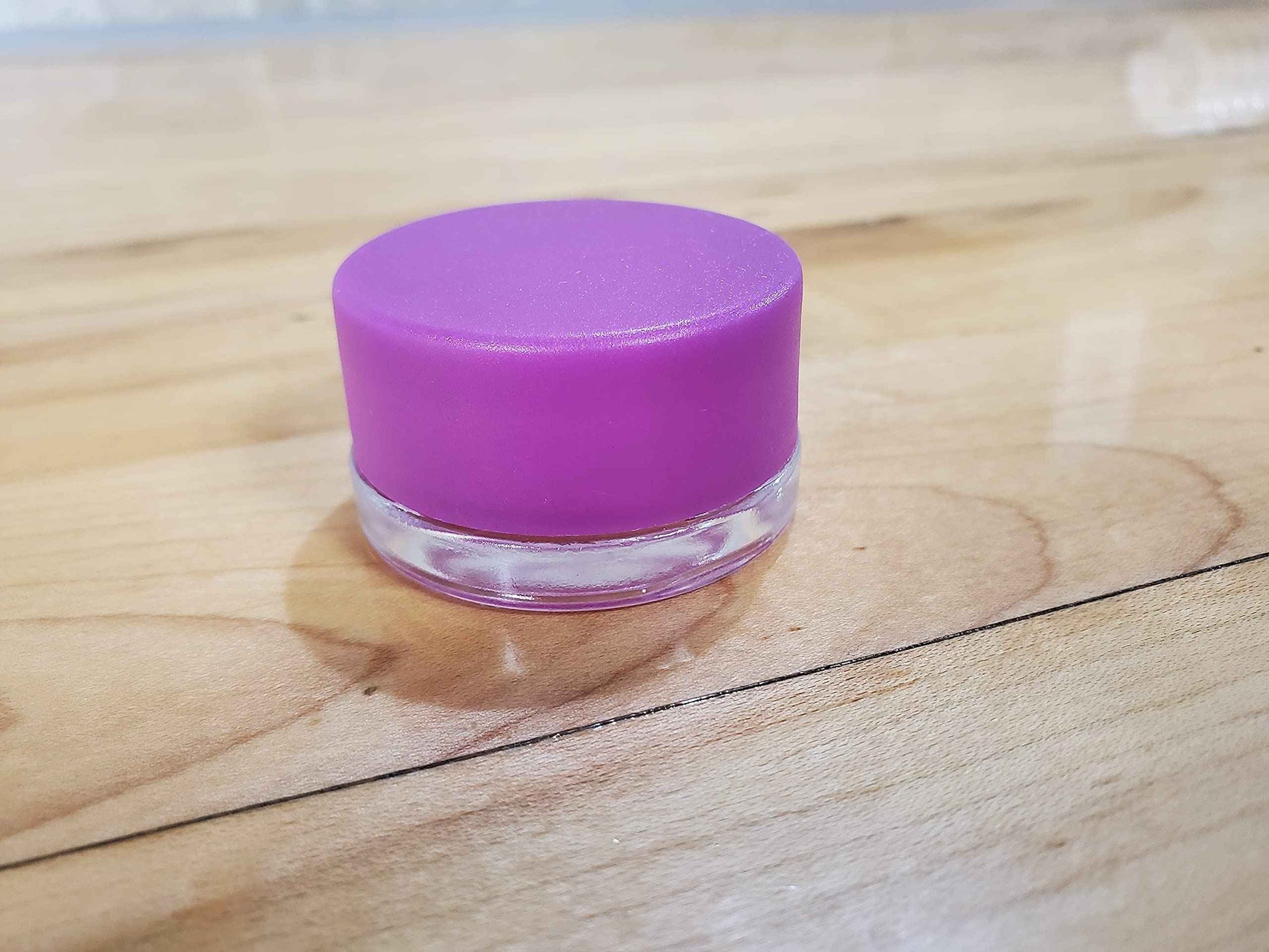 7ml Round Glass Jar Containers With Child Resistant Lids (CP) | Low Profile, Airtight, Twist-on Lid | Concentrate Cosmetics Jars for Oils, Cosmetics, Wax, Balm - RVTUS (12, Purple)