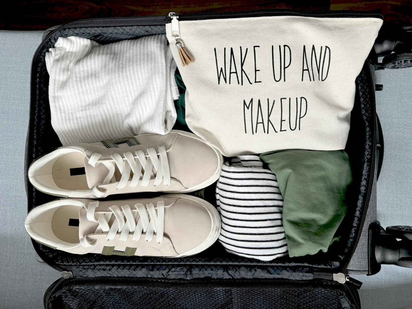 USEFEX Stylish Makeup Bag Organizer | Perfect 100% Cotton Canvas Cosmetic Bag Ideal for Travel and for Cute Gifts