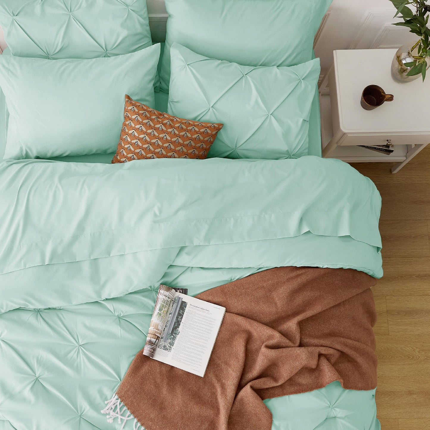 Bedsure Twin Comforter Set with Sheets - 5 Pieces Twin Bedding Sets, Pinch Pleat Mint Green Twin Bed in a Bag with Comforter, Sheets, Pillowcase & Sham