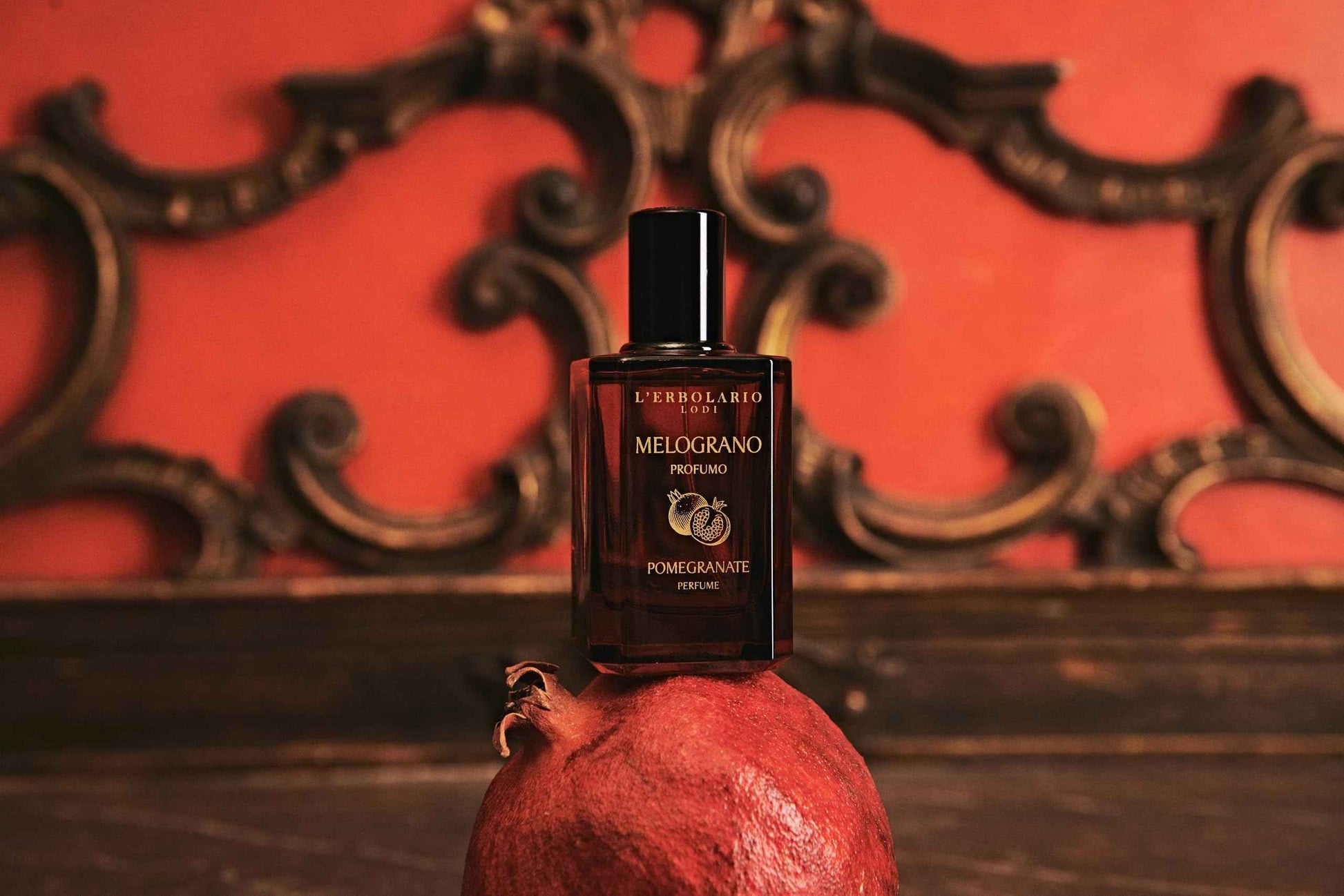 L'Erbolario Pomegranate Perfume - Perfume for Men and Women with Mandarin Orange, Lemon and Musk Notes - Fruity, Spicy Scented Mens Cologne - 3.3 oz