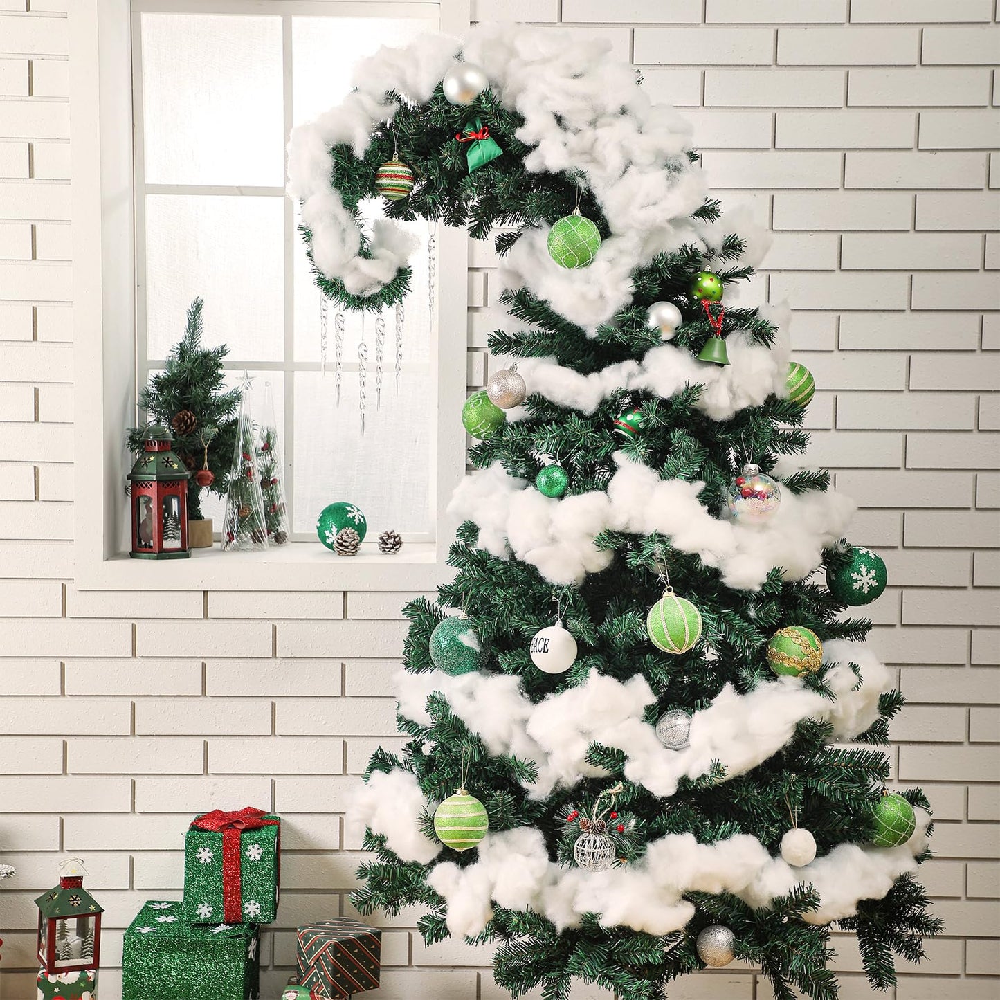 Daifunli 6ft Halloween Christmas Tree Artificial Xmas Tree Halloween Tree Crooked Neck Hinged Spruce Tree Holiday Party Decoration Festival Celebration for Home Office Indoor Decor (Green)