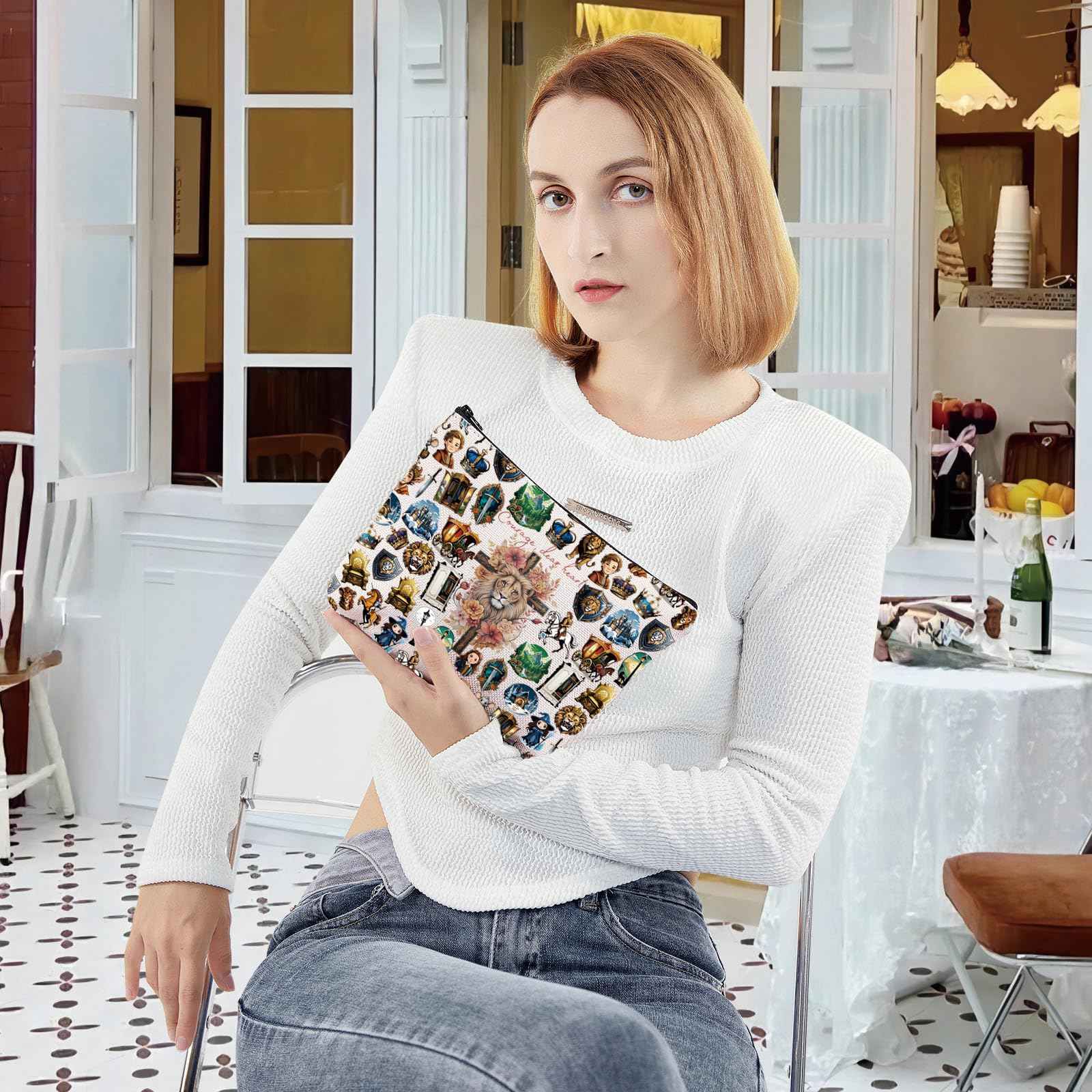 LEVLO Lucy Quote Cosmetic Make Up Bag Lucy Movie Fans Gift Courage Dear Heart Makeup Zipper Pouch Bag (Dear Heart Full)