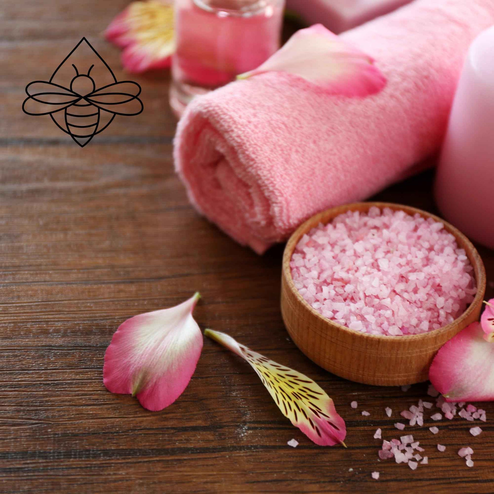 Sugar Scrub by BeesOline - Premium Fine Cane Sugar | Berry Citrus Scented - Extra Large 20oz, Convienent Flip-Top Lid, Organic Sunflower Oil & COCONUT OIL for Smooth Gentle Exfoliation