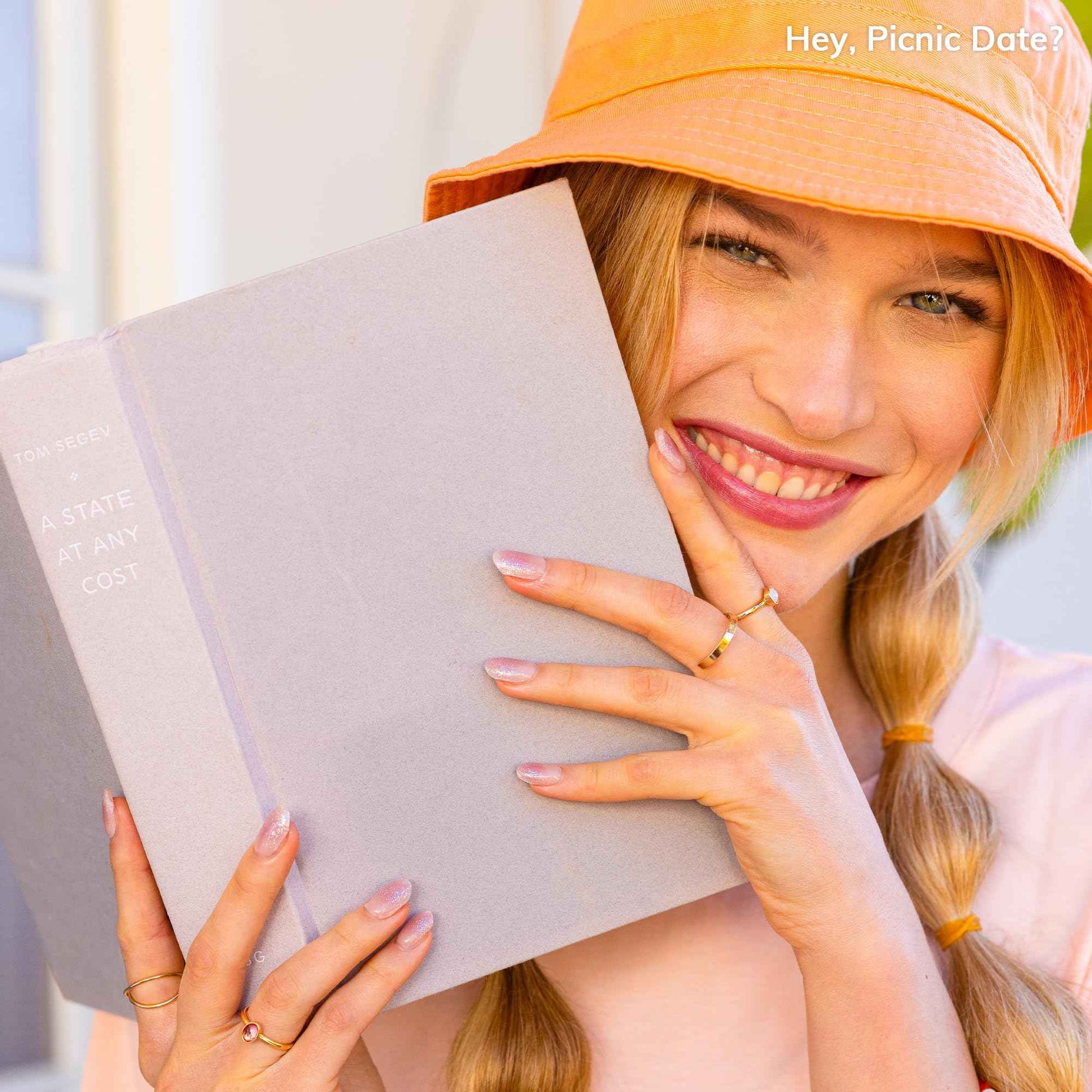 Heyhae Essentials Bundle - Semi Cured Gel Nail Strips (Hey, Picnic Date?) + Got To Go Remover [2 Pack]