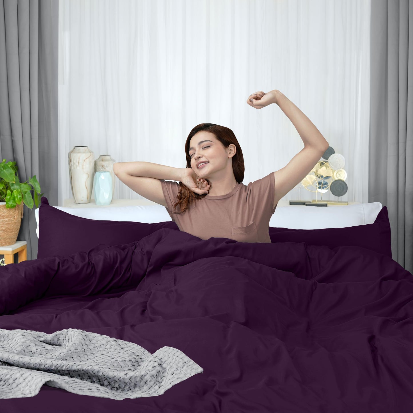 Utopia Bedding Duvet Cover Full Size - 1 Duvet Cover with 2 Pillow Shams - 3 Piece Bedding Duvet Cover with Zipper Closure - Soft Brushed Microfiber, 80 X 90 Inches (Full, Purple)