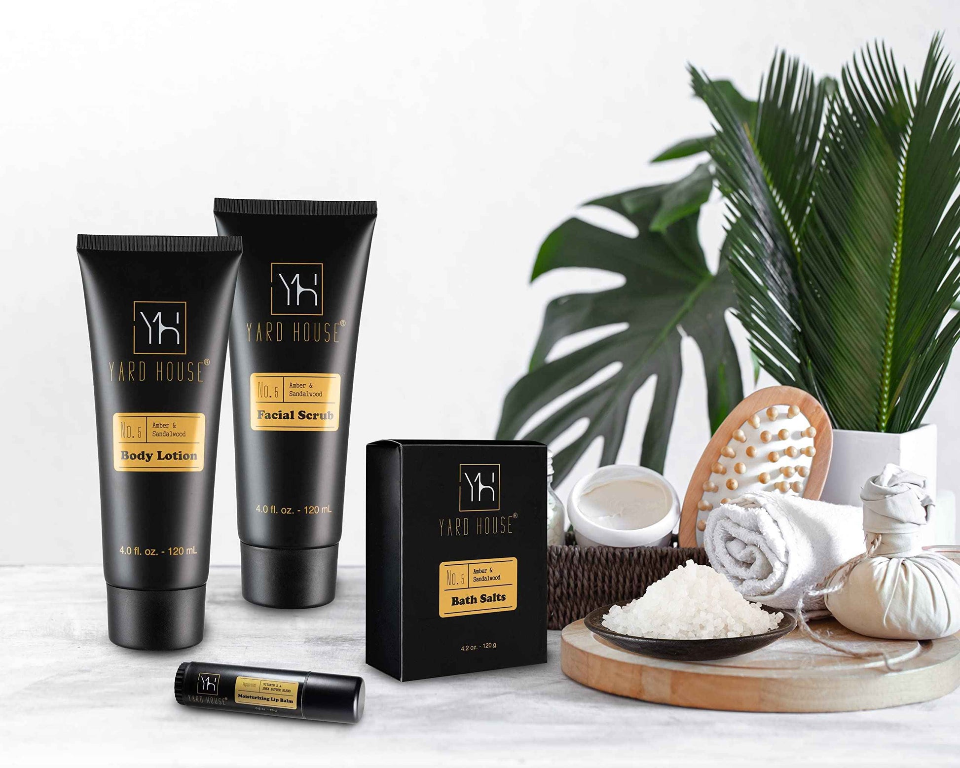 YARD HOUSE Bath and Body Gift Set for Men - Sandalwood Amber - Birthday, Christmas, Fathers Day Gifts From Wife Daughter Son for Husband, Dad - Relax Spa Kit w. Full Size Items in Deluxe Toiletry Bag