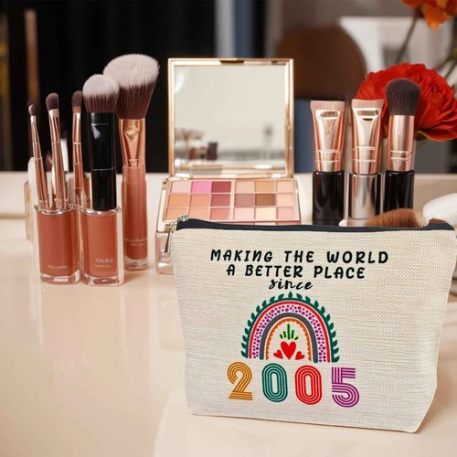 20th Birthday Gifts for Girls Makeup Bags, 2005 Happy 20th Birthday Decorations for Teen Girls, 20 Year Old Girl Birthday Gifts for Daughter, Sister, Granddaughter, Cosmetic Travel Pouch, Christmas