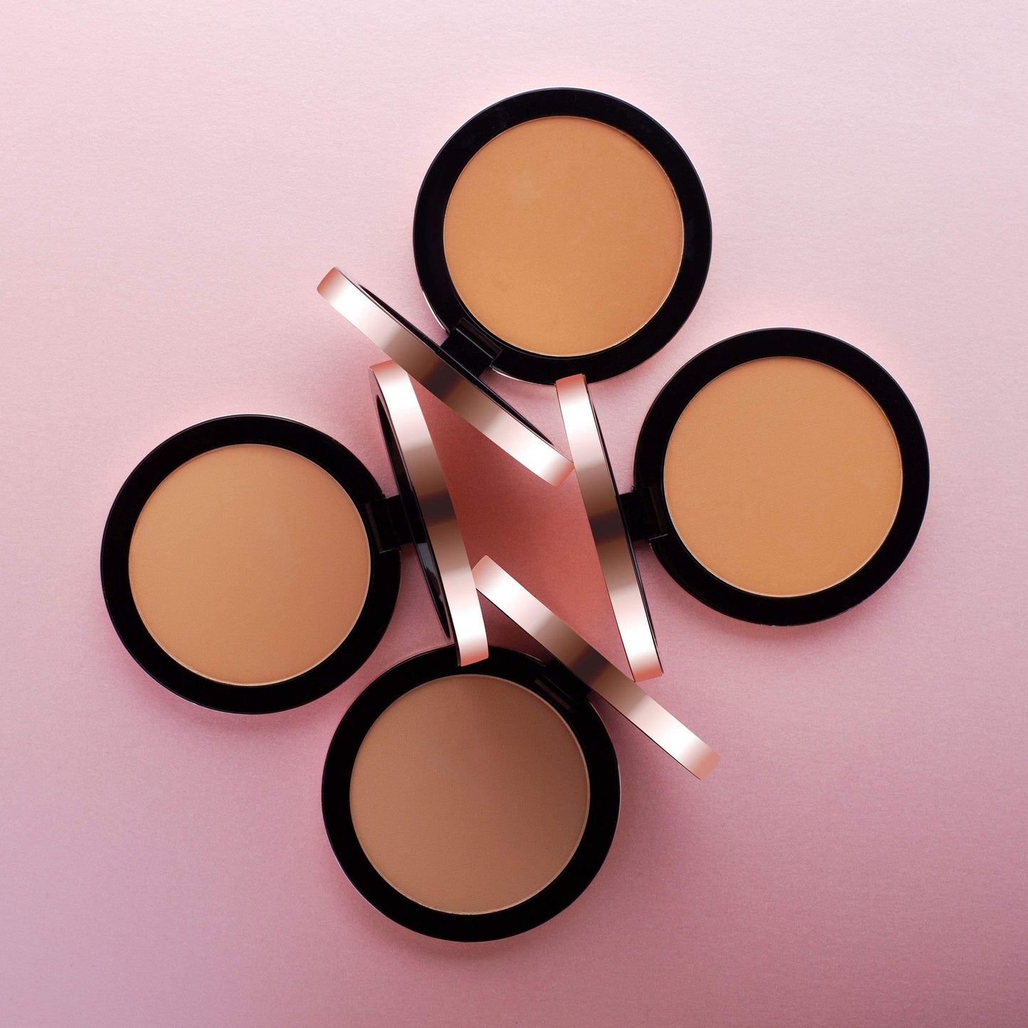 Pippa of London Mayfair - Matte Compact Powder